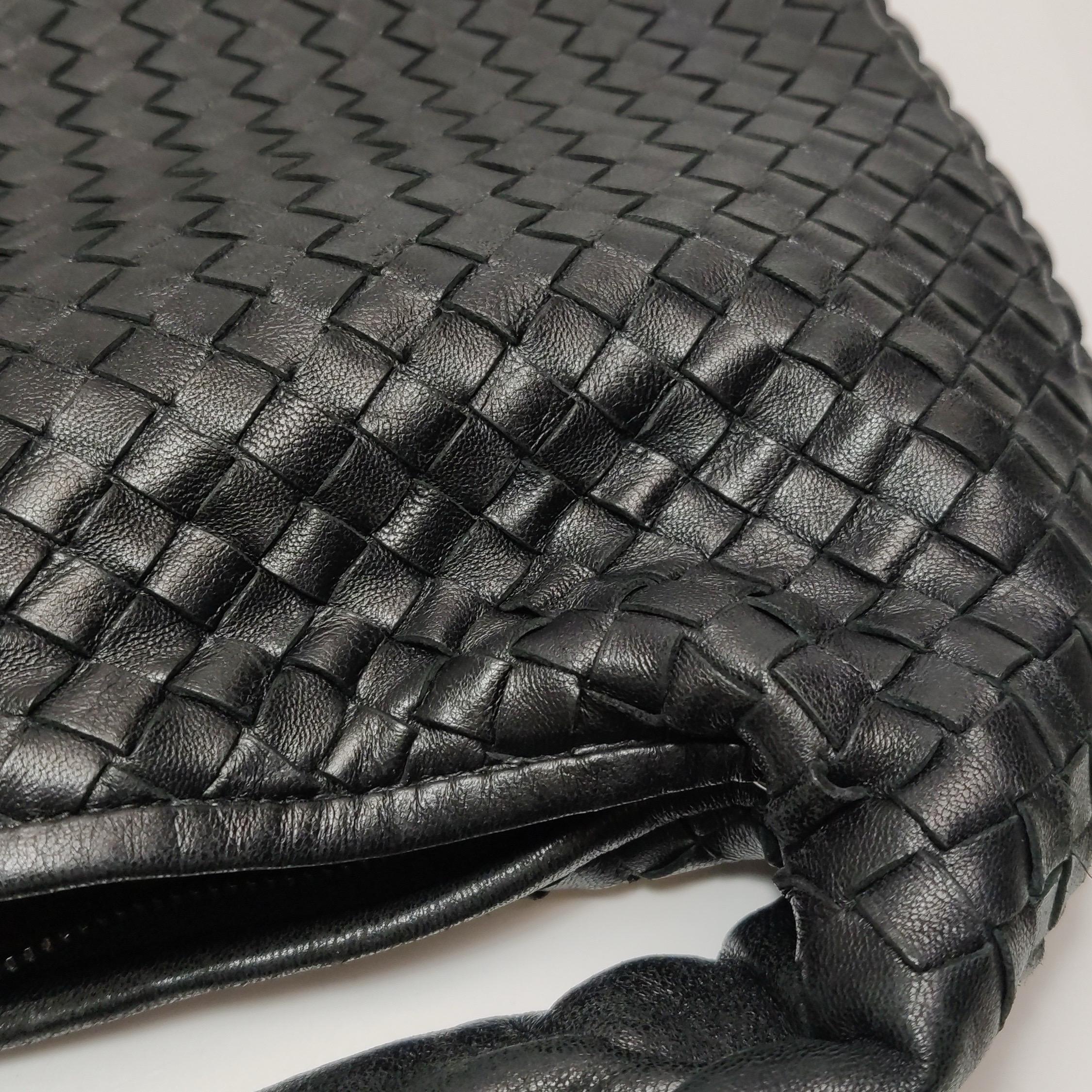 Bottega Veneta Hobo Maxi Cuir Noir 51cm en vente 16