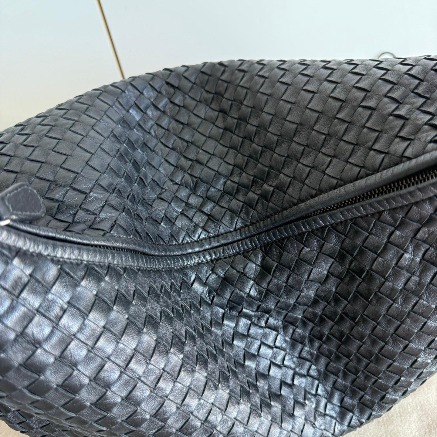 Bottega Veneta Veneta Hobo Maxi Schwarz Leder 51cm im Angebot 1