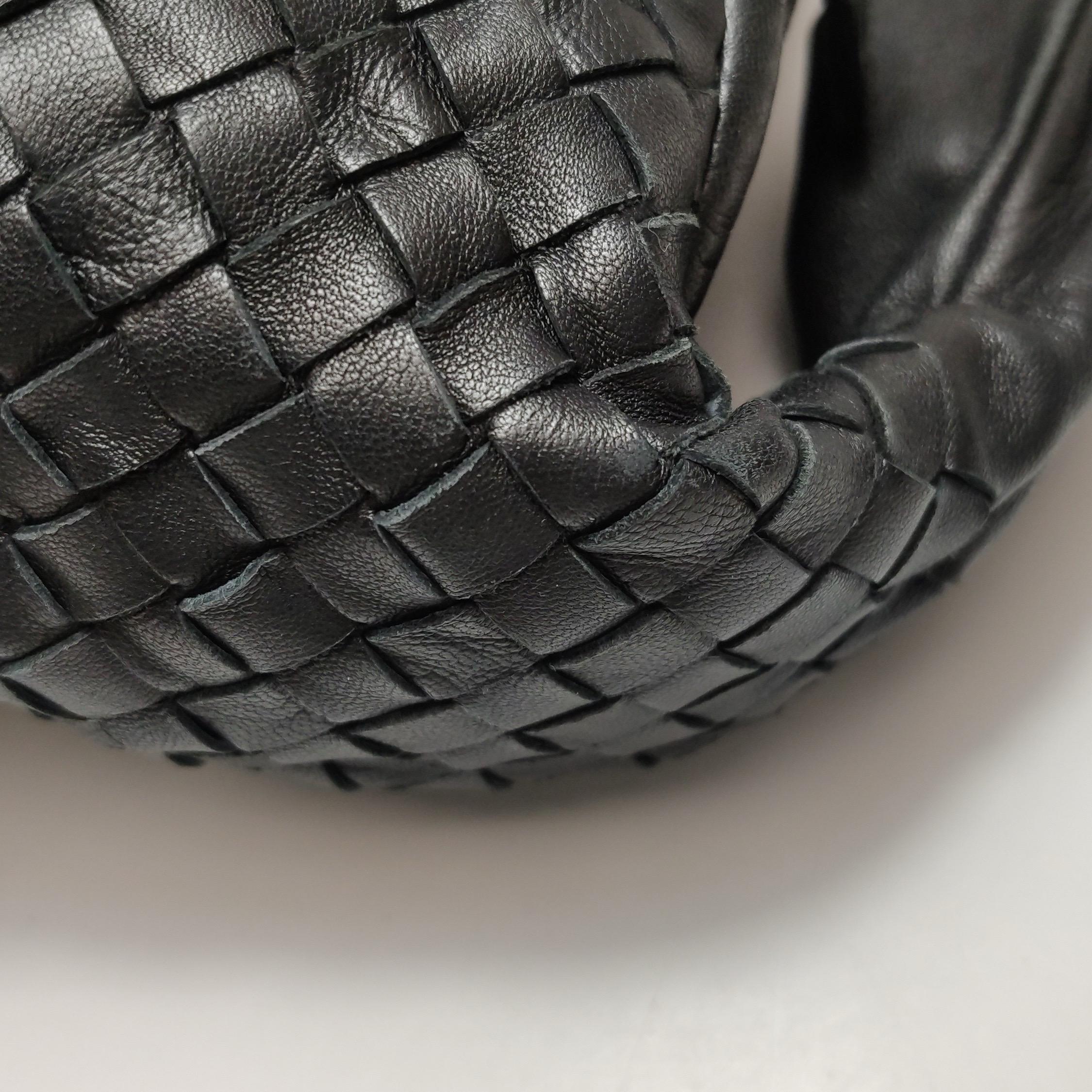 Bottega Veneta Veneta Hobo Maxi Black Tiny Fringes Leather 51cm in vendita 7