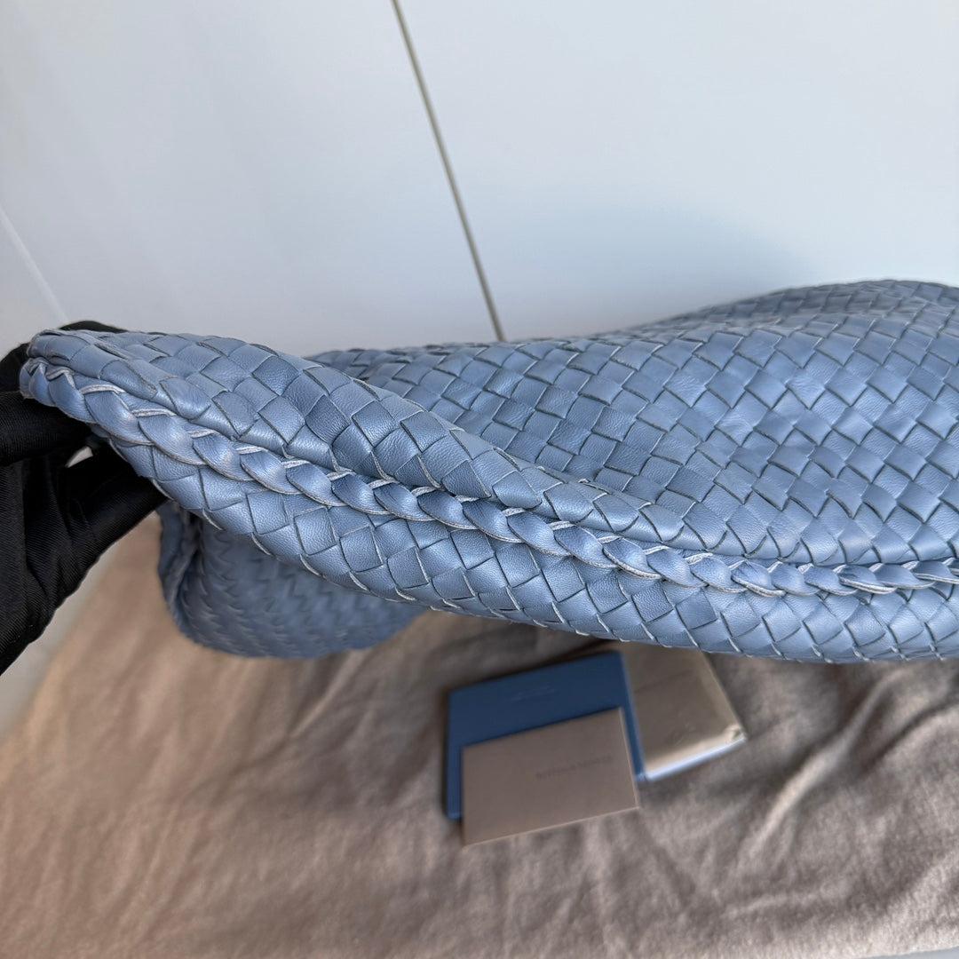 Bottega Veneta Veneta Hobo Maxi Misty Navy Intrecciato Leather 51cm 12
