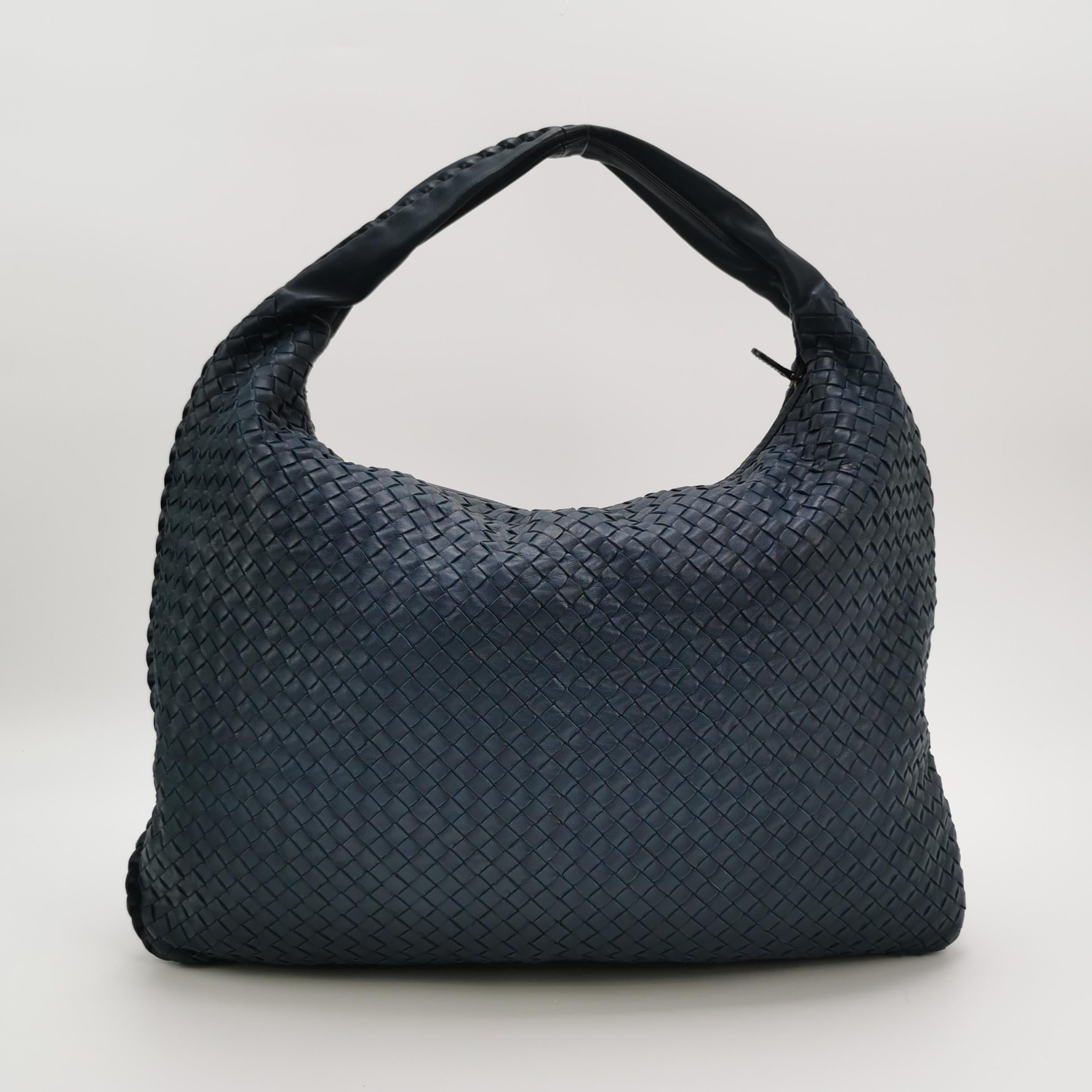Nero Bottega Veneta Hobo Maxi Navy Pelle Intrecciata 51cm in vendita