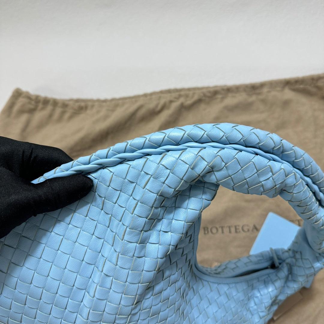 Bottega Veneta Veneta Hobo Medium Baby Blue Intrecciato Leather Bag 43cm 2