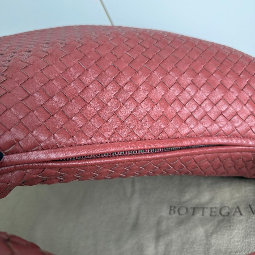 Bottega Veneta Veneta Hobo Medium Brick Red Intrecciato Leather Bag 47cm 3