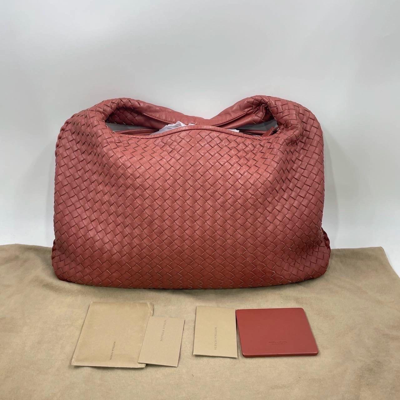 Bottega Veneta Hobo Medio Rosso Mattone Intrecciato in pelle 47cm in vendita 3