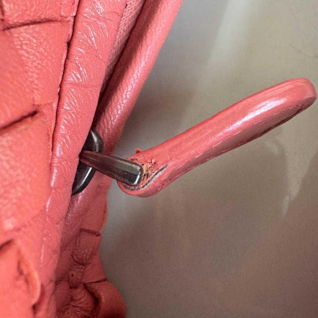 Sac hobo moyen en cuir Intrecciato corail de Bottega Veneta, 47 cm 6