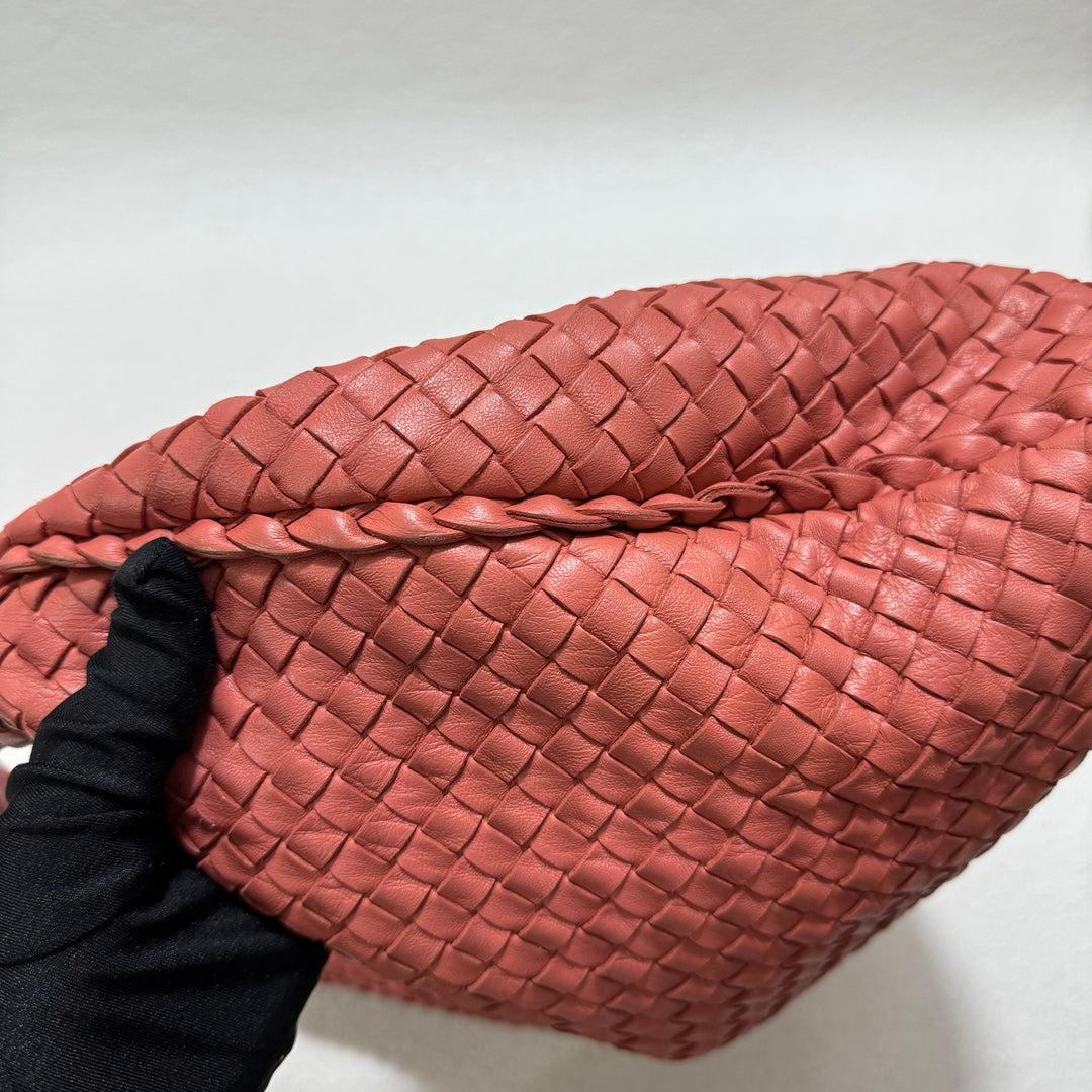 Bottega Veneta Veneta Hobo Medium Coral Intrecciato Leather Bag 47cm 4