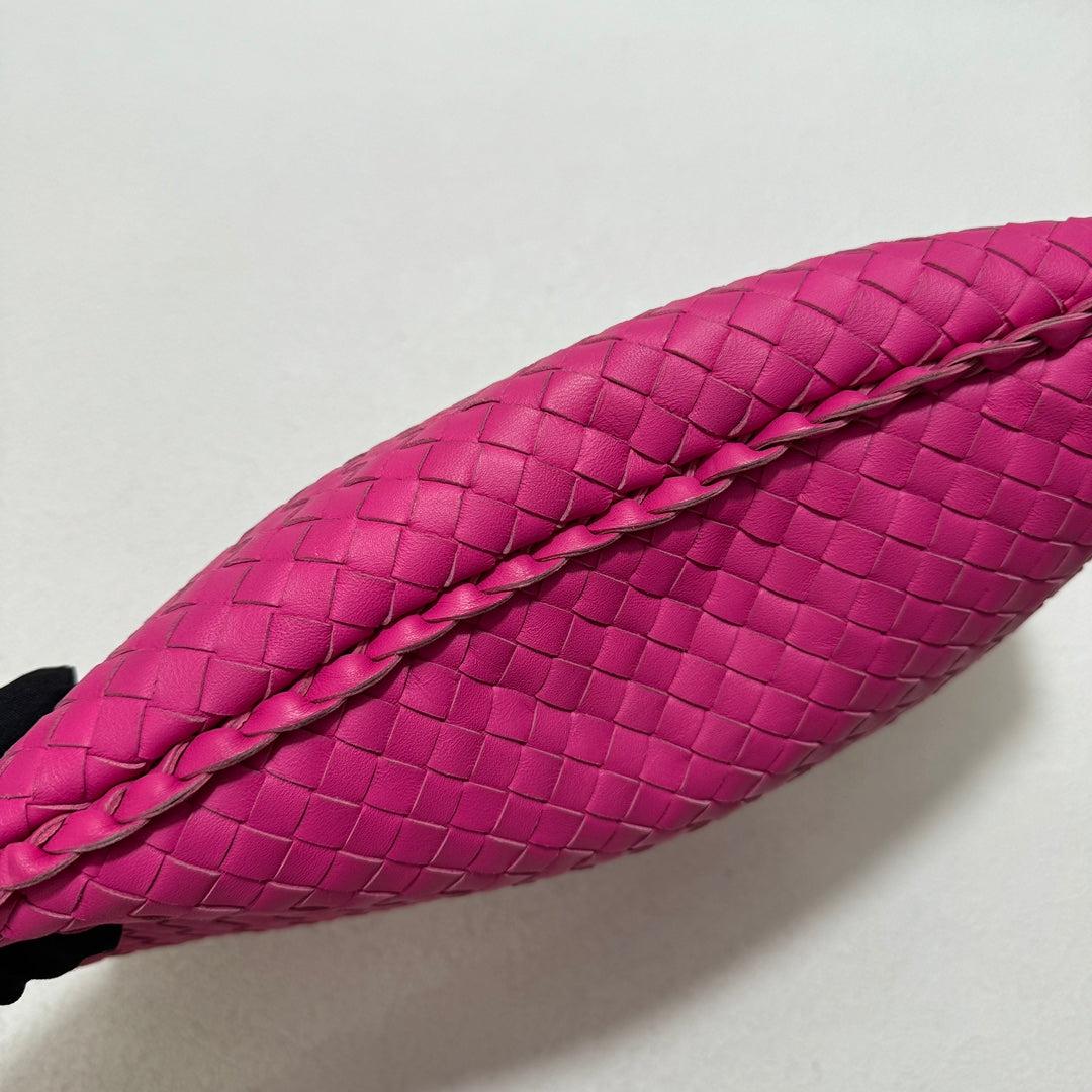 Bottega Veneta Veneta Hobo Medium Fuchsia Intrecciato Leather Bag 40cm 2