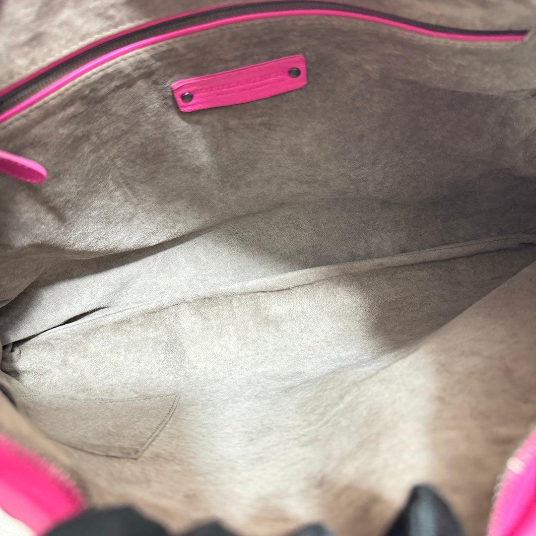 Bottega Veneta Veneta Hobo Medium Fuchsia Pink Intrecciato Leather Bag 47cm 9