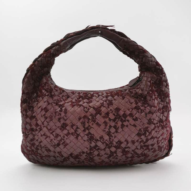 Bottega Veneta Veneta Hobo Mediano Piel y Terciopelo Borgoña Vino 40cm en Excelente estado para la venta en AUBERVILLIERS, FR
