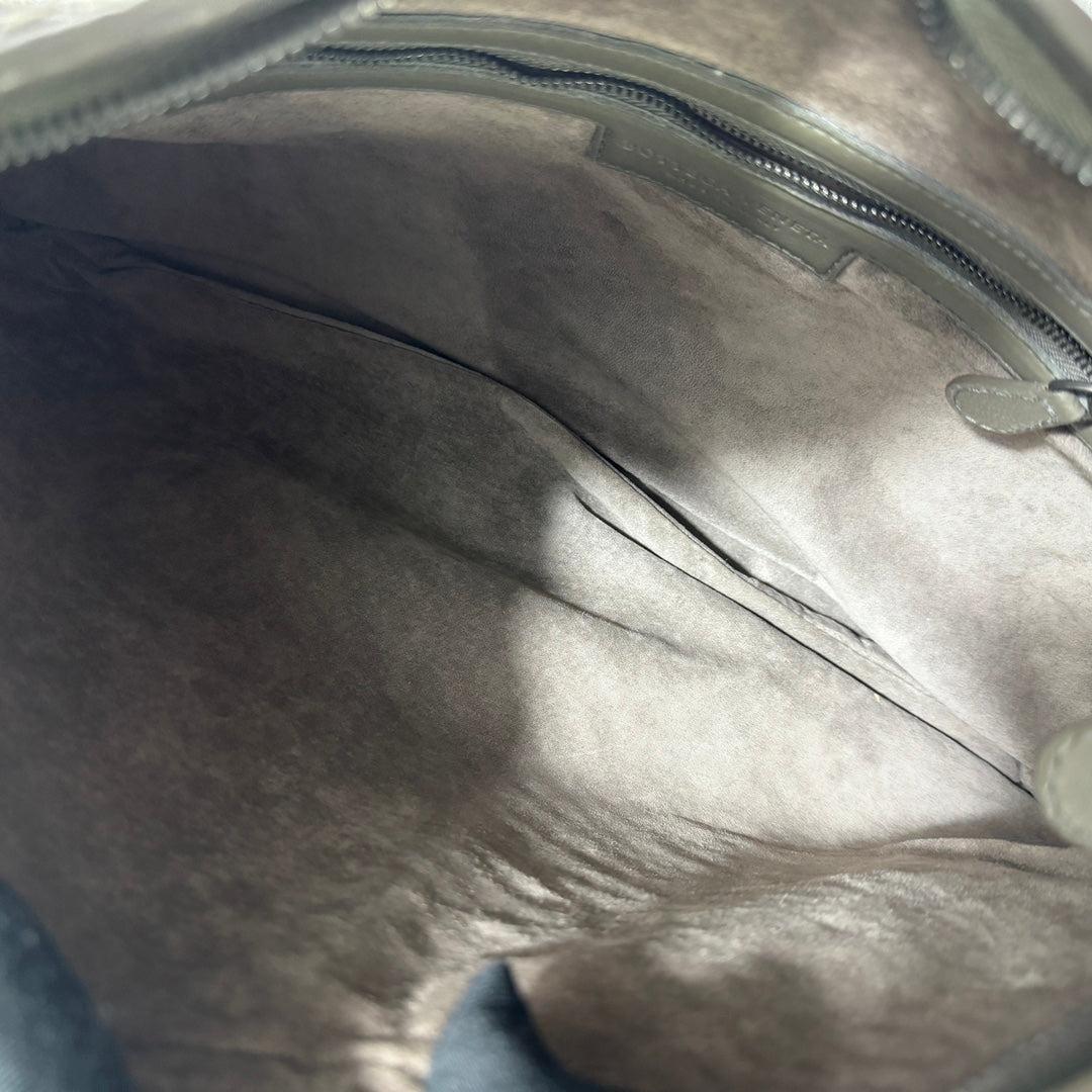 Bottega Veneta Veneta Hobo Medium Leather and Velvet Grey Green 41cm 8