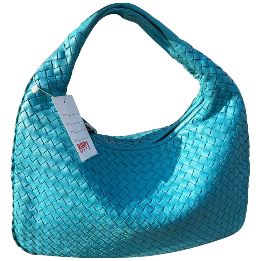 Bottega Veneta Veneta Hobo Medium Light Blue Intrecciato Leather Bag 40cm
