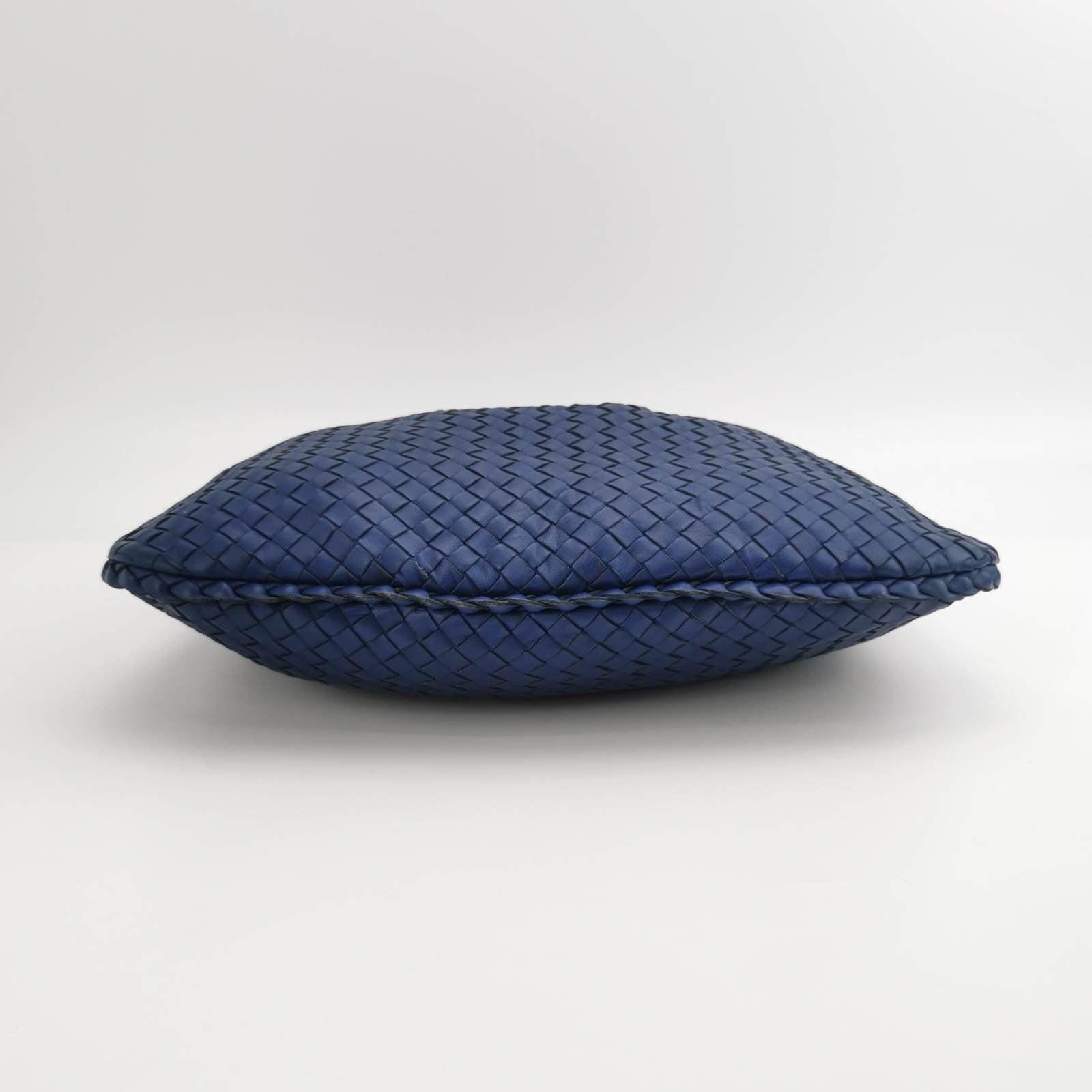 Women's Bottega Veneta Veneta Hobo Medium Navy Intrecciato Leather Bag