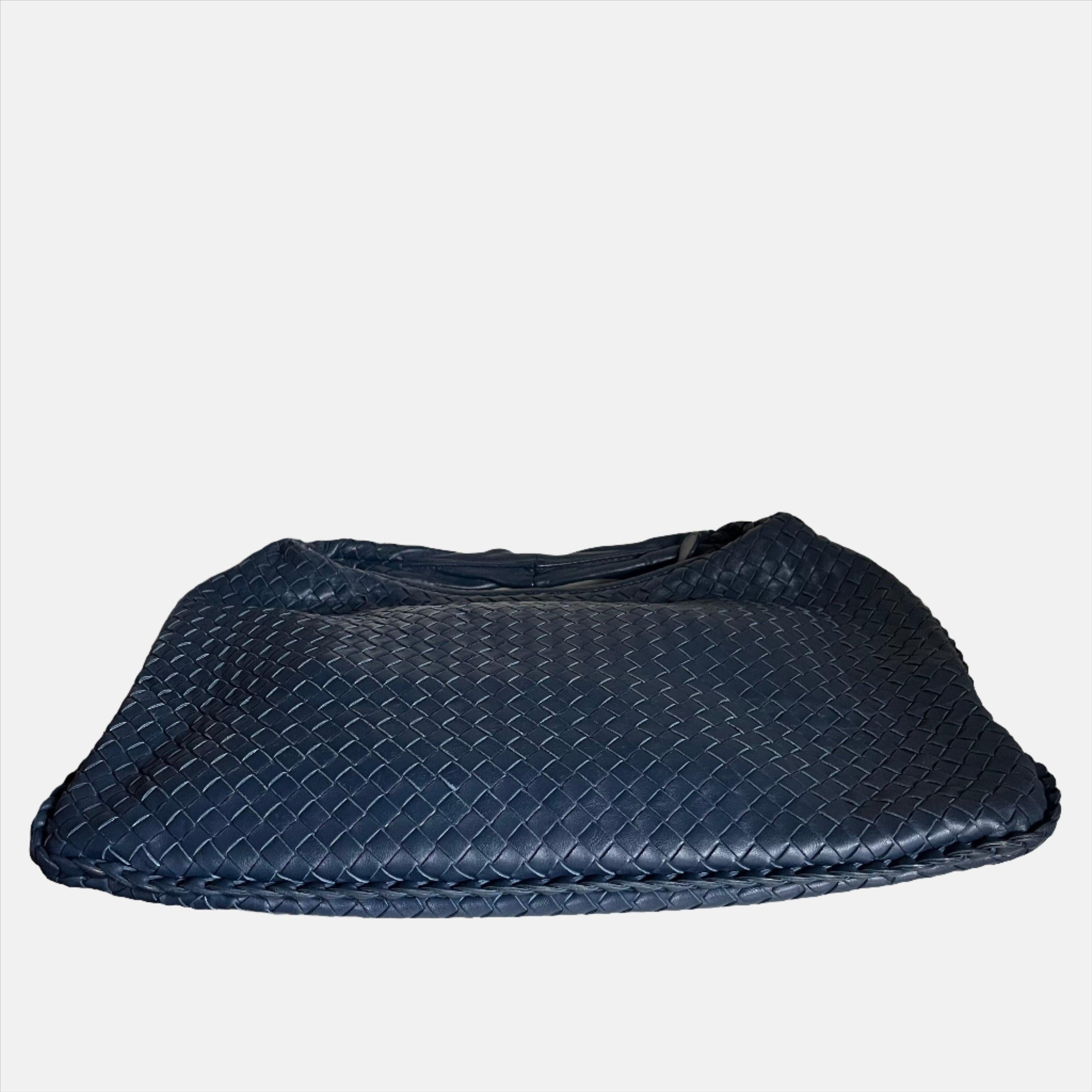 Bottega Veneta Veneta Hobo Medium Navy Intrecciato Leather Bag 2