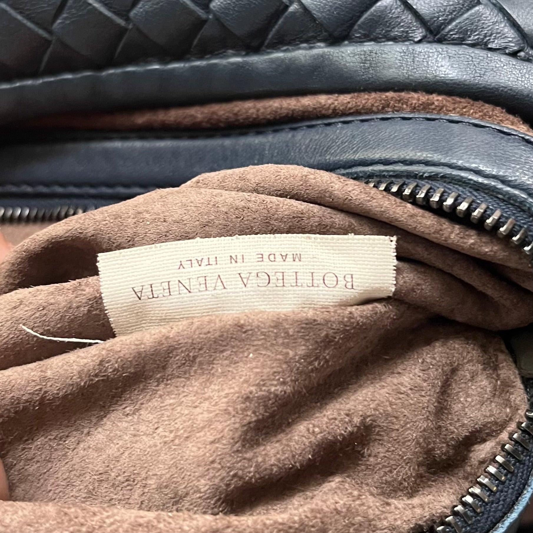 Bottega Veneta Veneta Hobo Medium Navy Intrecciato Leather Bag 3