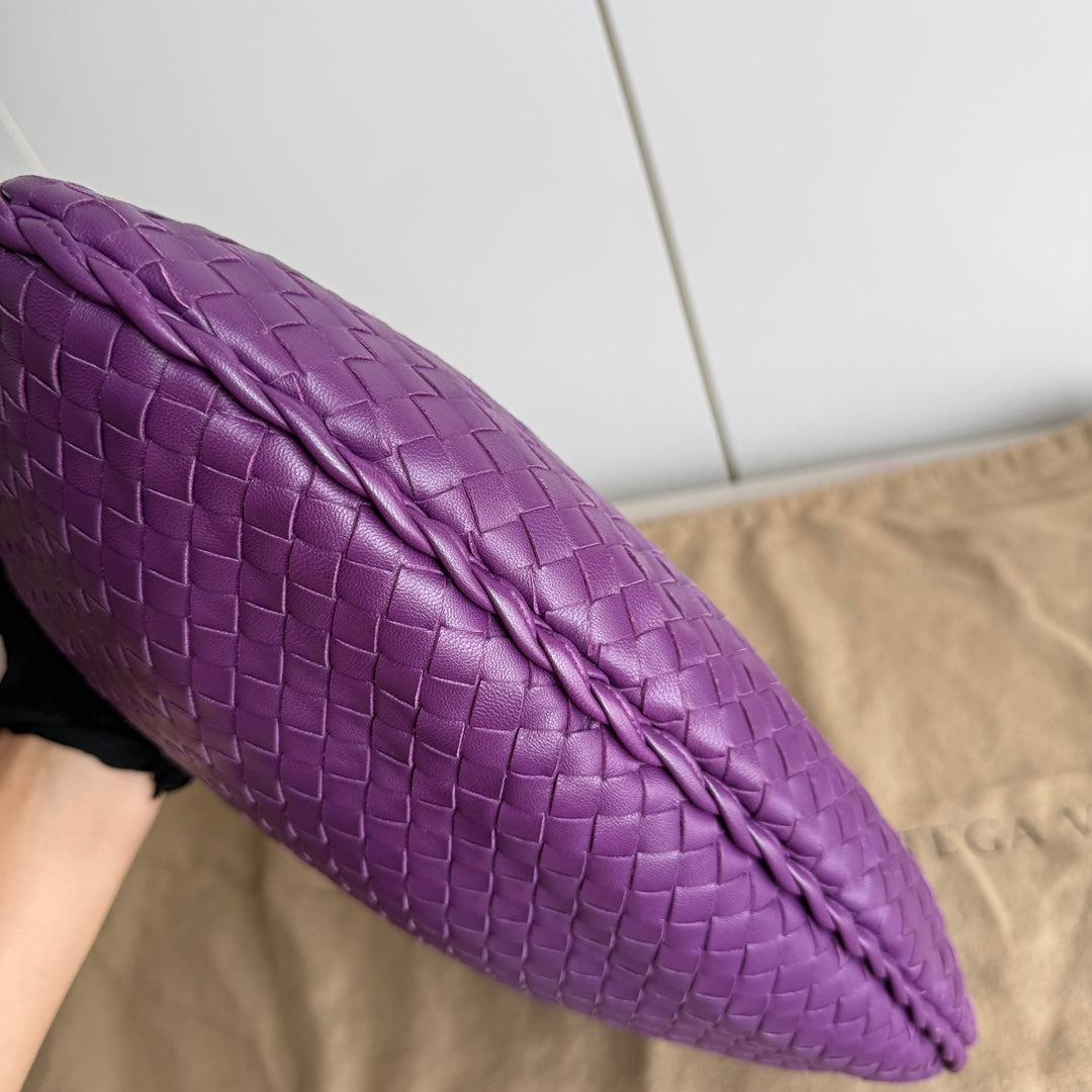 Bottega Veneta Veneta Hobo Medium Purple Intrecciato Leather Bag 41cm 2