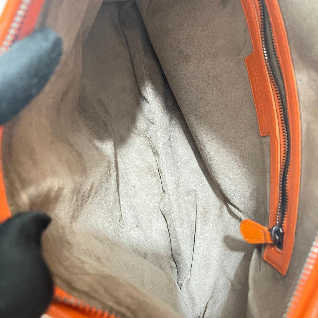 Bottega Veneta Veneta Hobo Medium with Fringe Edges Intrecciato Leather Bag 40cm For Sale 14