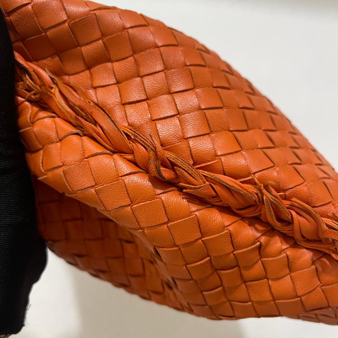 Women's Bottega Veneta Veneta Hobo Medium with Fringe Edges Intrecciato Leather Bag 40cm For Sale