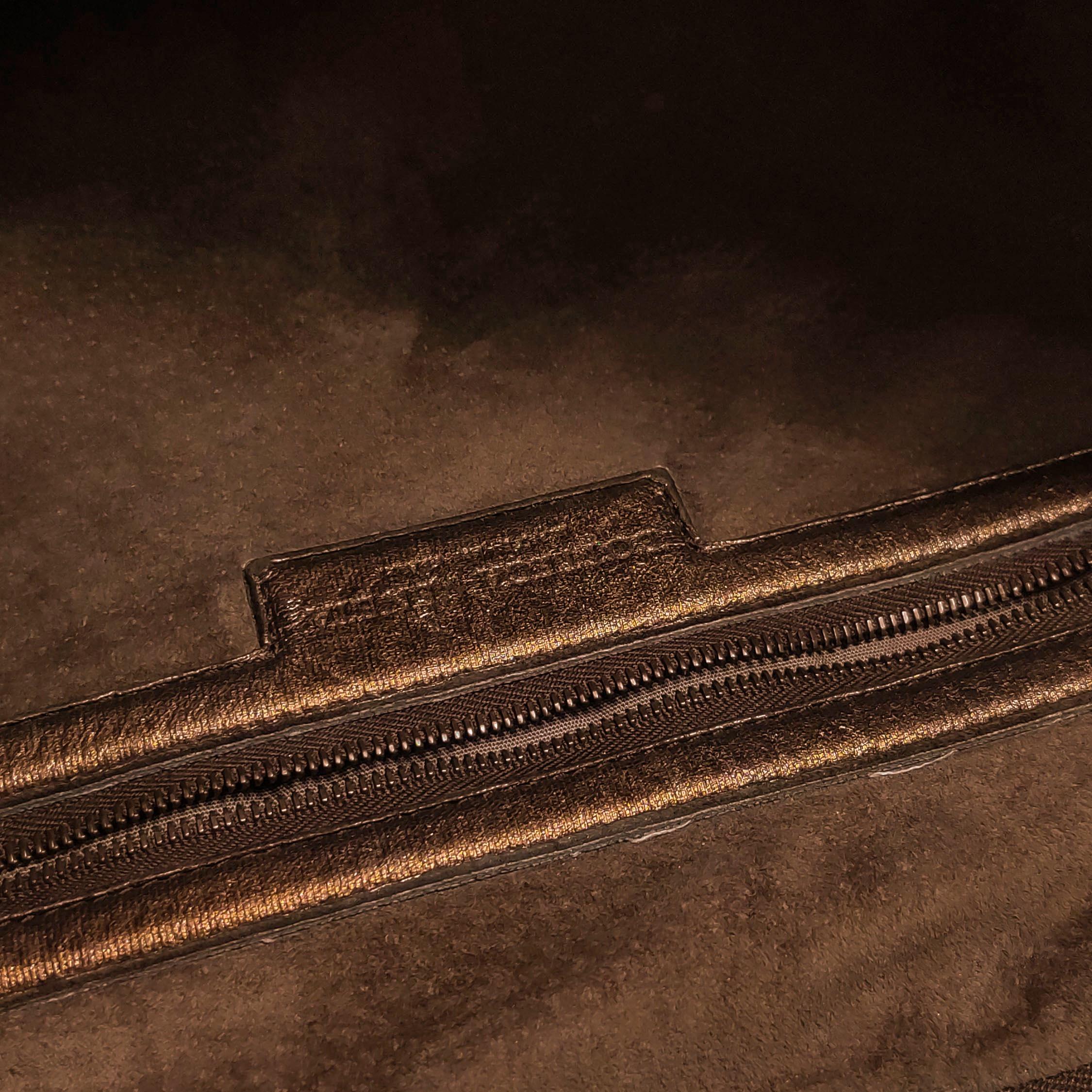 Bottega Veneta Veneta Hobo Metallic Copper Leather Large 47cm im Angebot 6