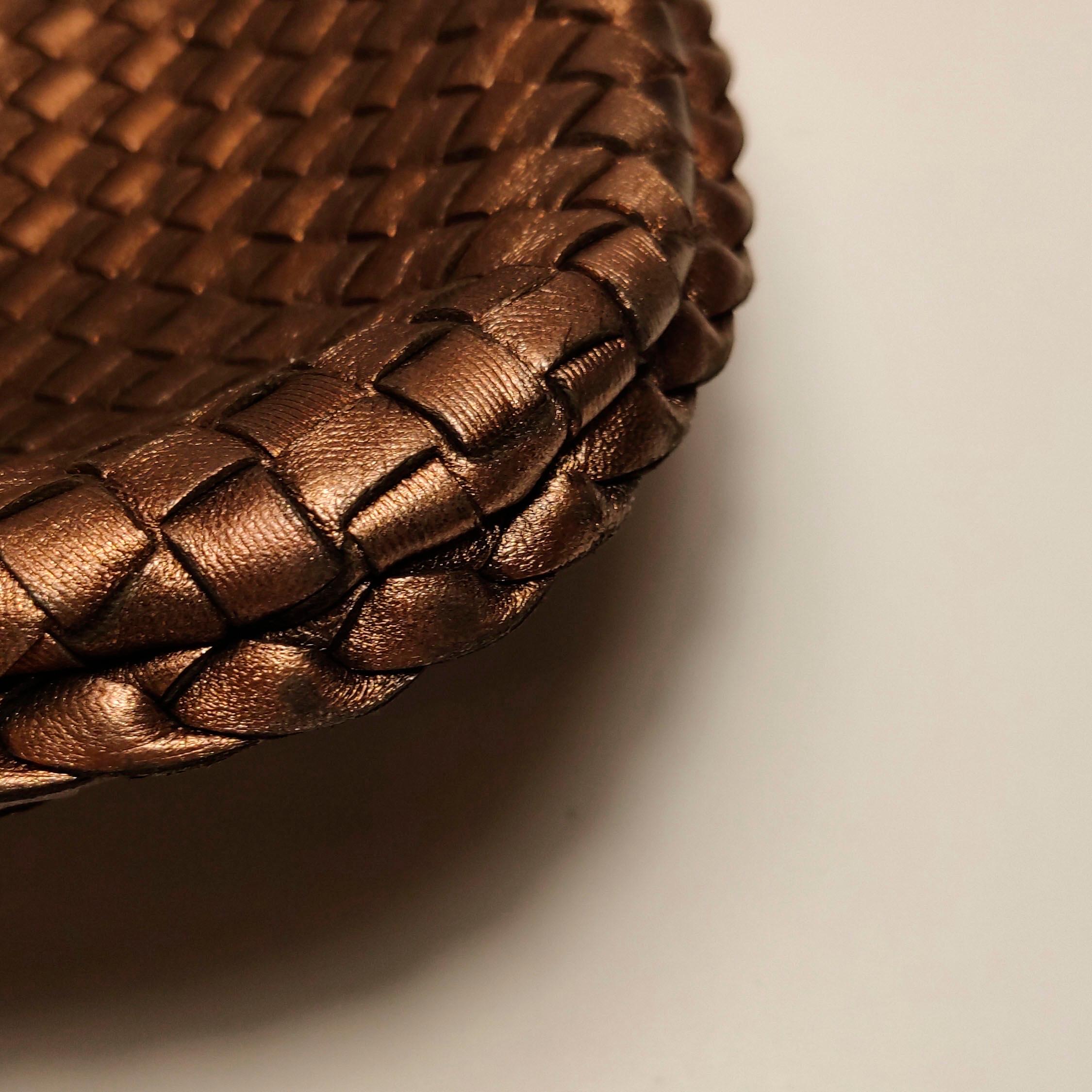 Bottega Veneta Veneta Hobo Metallic Copper Leather Large 47cm im Angebot 13