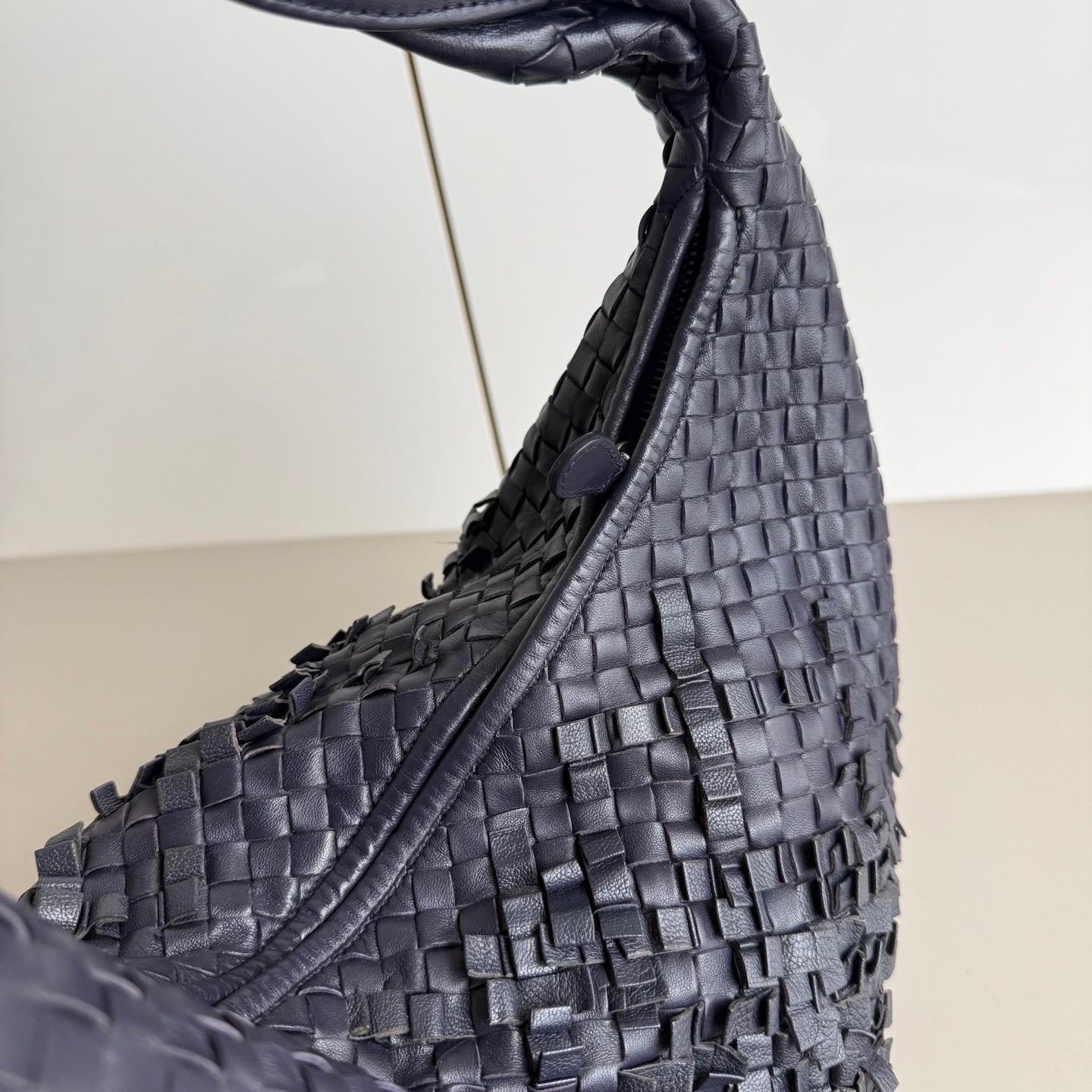 Bottega Veneta Veneta Hobo Midnight Blue Dark Navy Intrecciato Leather Bag 47cm 7