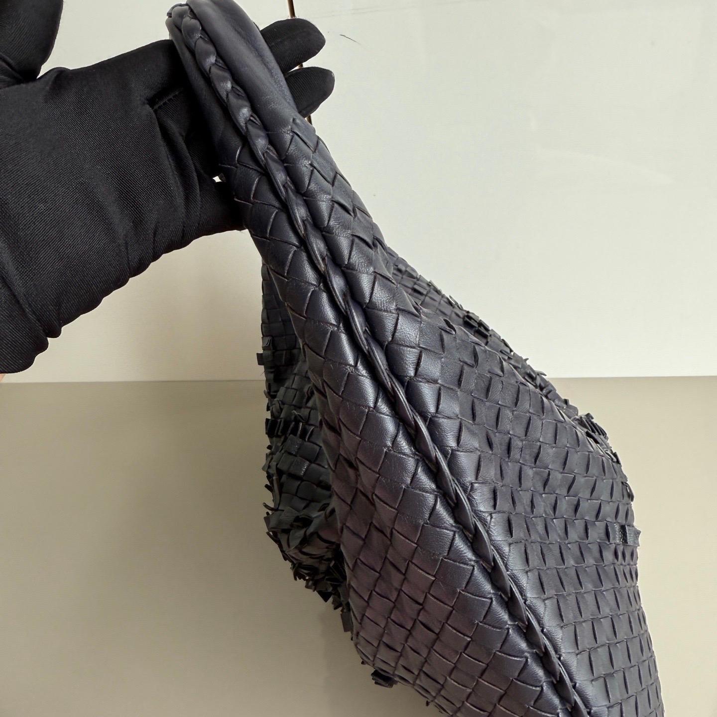 Bottega Veneta Veneta Hobo Midnight Blue Dark Navy Intrecciato Leather Bag 47cm 8