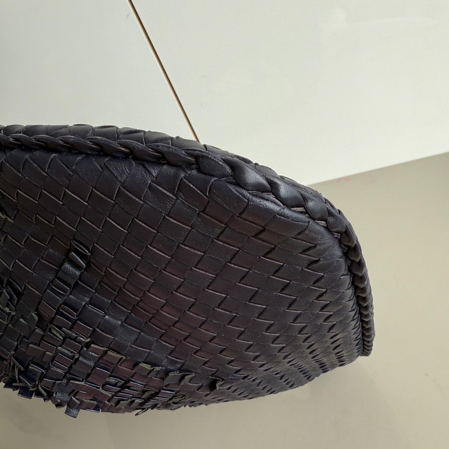 Bottega Veneta Veneta Hobo Midnight Blue Dark Navy Intrecciato Leather Bag 47cm 4