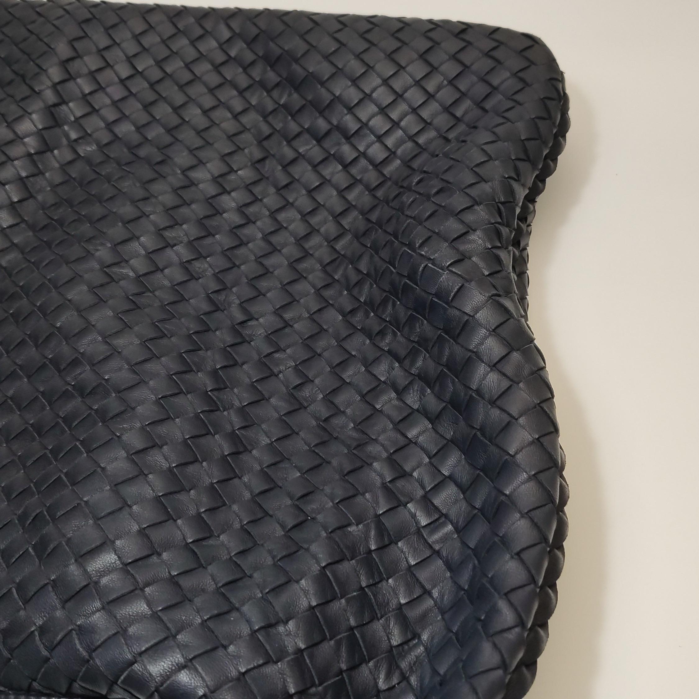 Bottega Veneta Veneta Hobo Midnight Navy Borsa in pelle Maxi 50cm in vendita 13