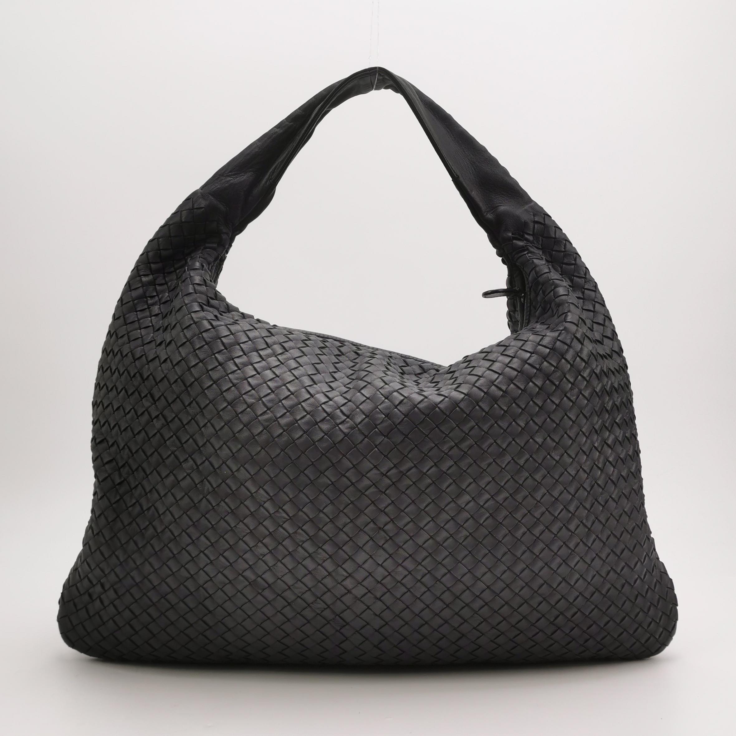 Bottega Veneta Veneta Hobo Midnight Navy Borsa in pelle Maxi 50cm in vendita 1