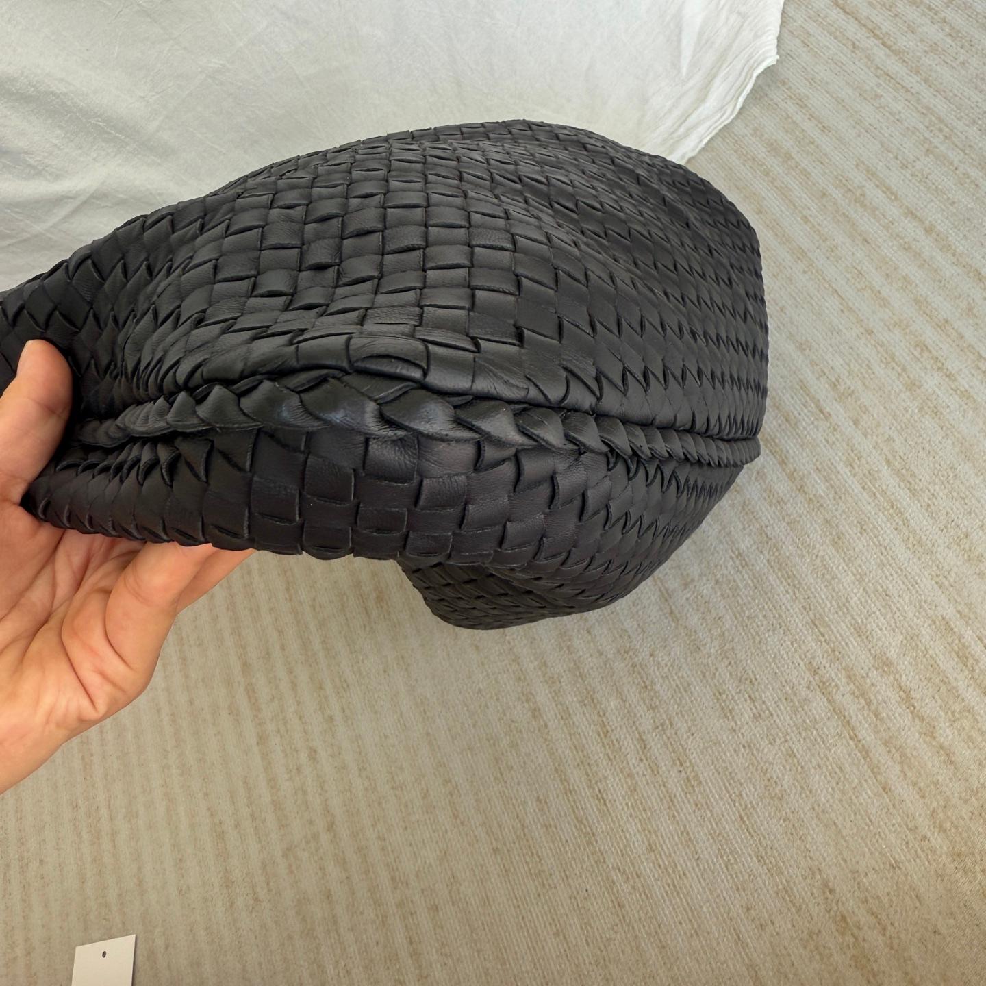 Bottega Veneta Veneta Hobo Midnight Navy Borsa in pelle Maxi 50cm in vendita 3