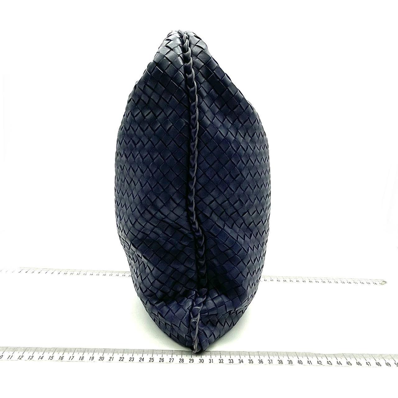 Bottega Veneta Hobo Navy in pelle Maxi 50cm in vendita 2