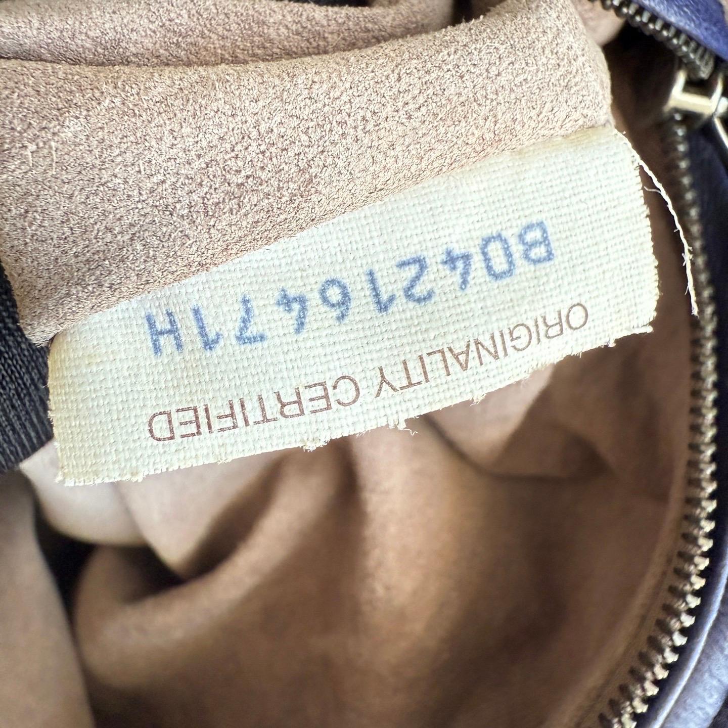 Bottega Veneta Veneta Hobo Marine Leder Intrecciato 47cm im Angebot 13