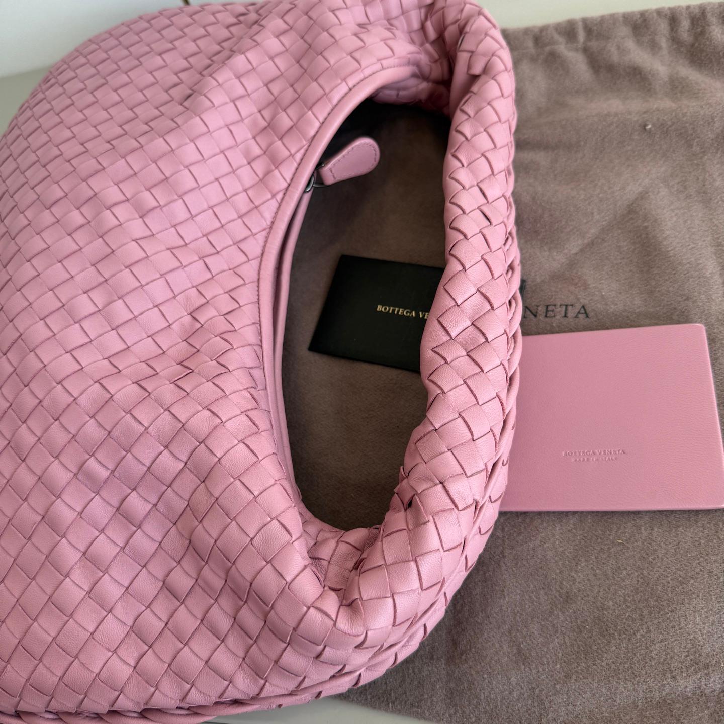 Bottega Veneta Veneta Hobo Small Mauve Pink Intrecciato Leather Bag 40cm For Sale 3