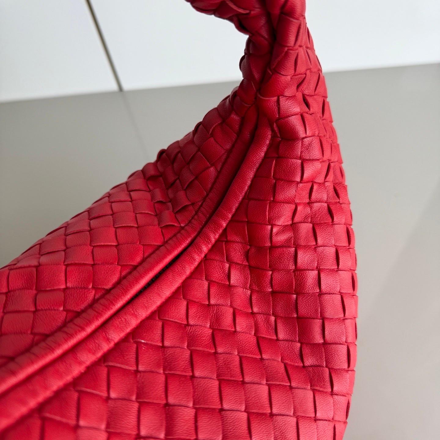 Women's Bottega Veneta Veneta Hobo Small Red 40cm Lambskin Leather For Sale