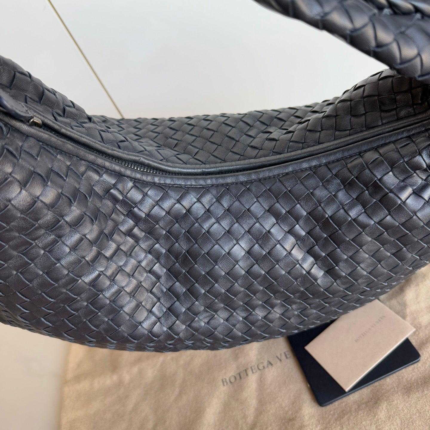 De las mujeres Bottega Veneta Veneta Bolso Hobo Intrecciato Grande Piel de cordero negra 48cm