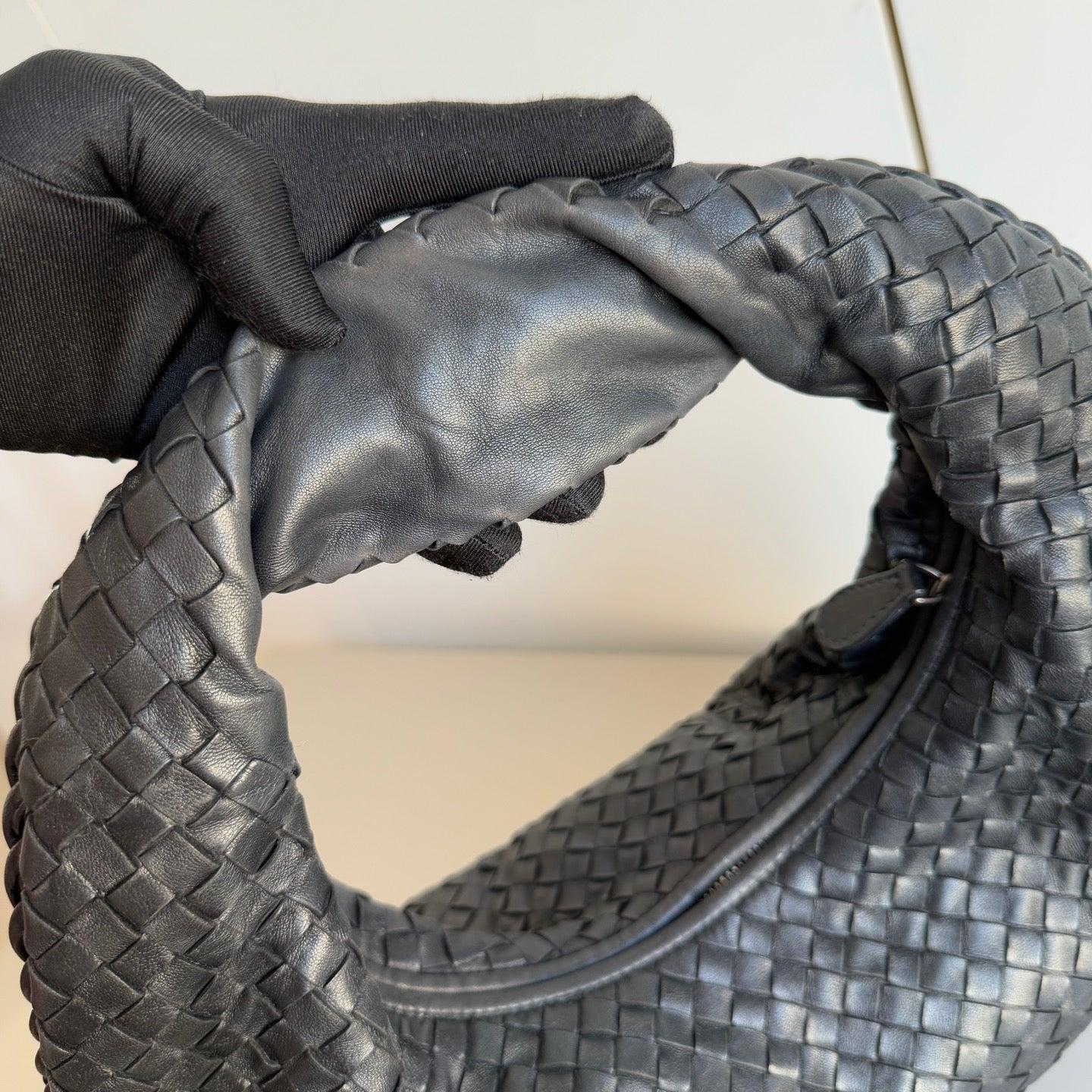 Bottega Veneta Veneta Bolso Hobo Intrecciato Mediano Piel de cordero negra 40cm en venta 7