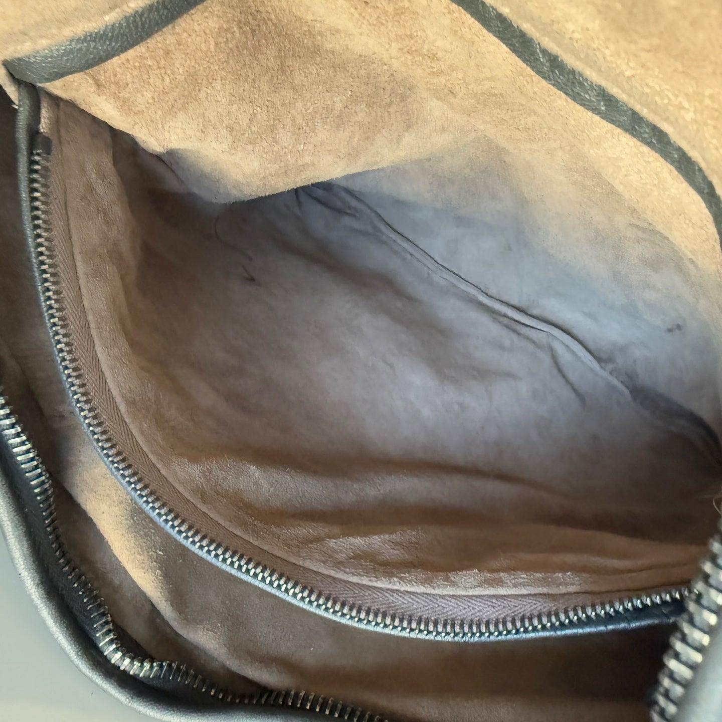 Bottega Veneta Veneta Bolso Hobo Intrecciato Mediano Piel de cordero negra 40cm en venta 10