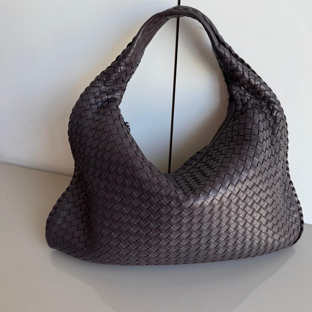 Bottega Veneta Veneta Intrecciato Hobo Bag Large Dark Chocolate Brown Lambskin leather 47cm
 These are professional photos of the actual bag.
 This Bottega Veneta Hobo Bag is an exceptional piece of luxury, crafted from iconic black lambskin leather
