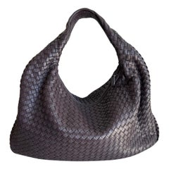 Bottega Veneta Veneta Intrecciato Hobo Large Dark Chocolate Brown leather 47cm