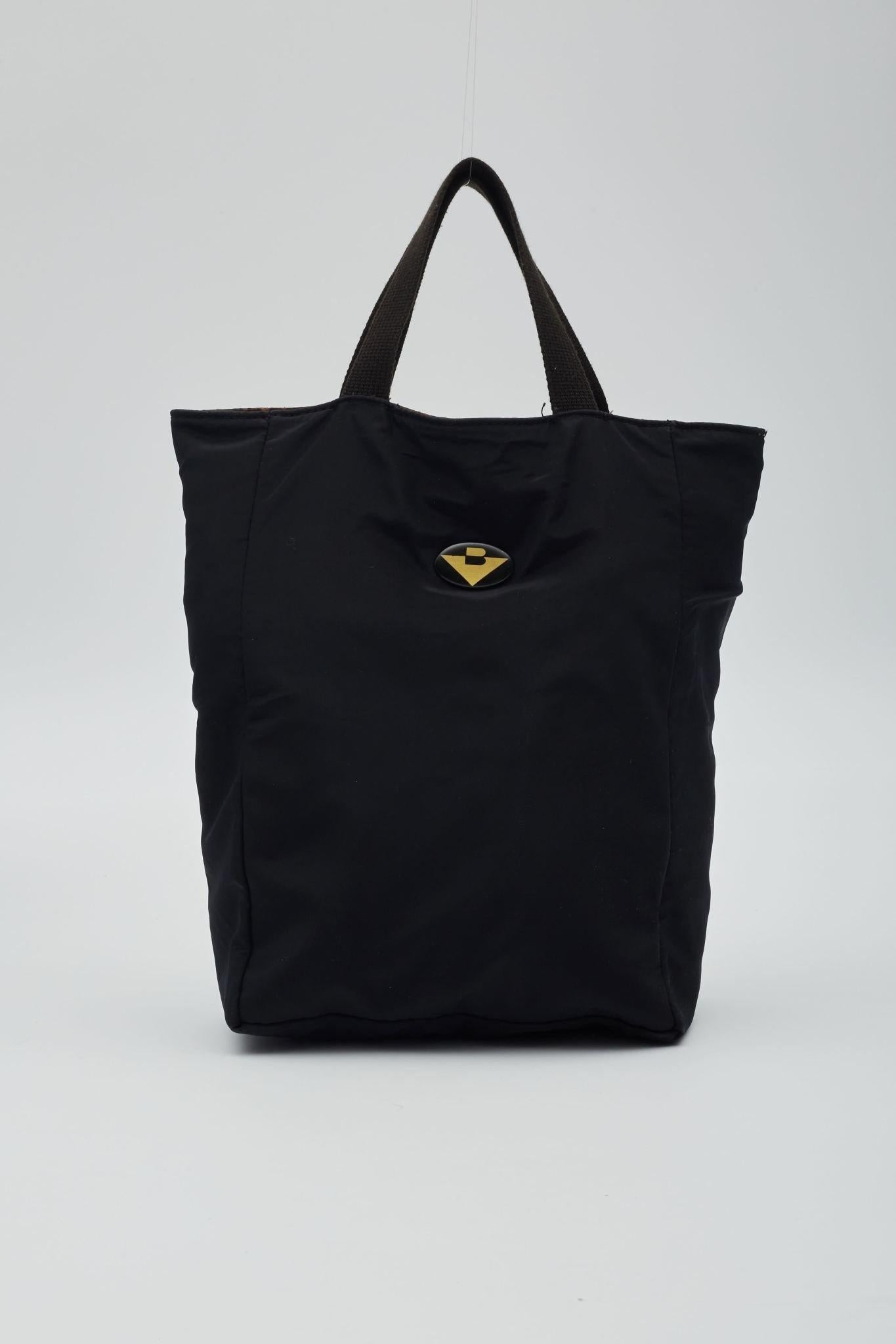 Bottega Veneta Vintage Black Campana Shopper Mini Tote Bag In Good Condition For Sale In Montreal, Quebec