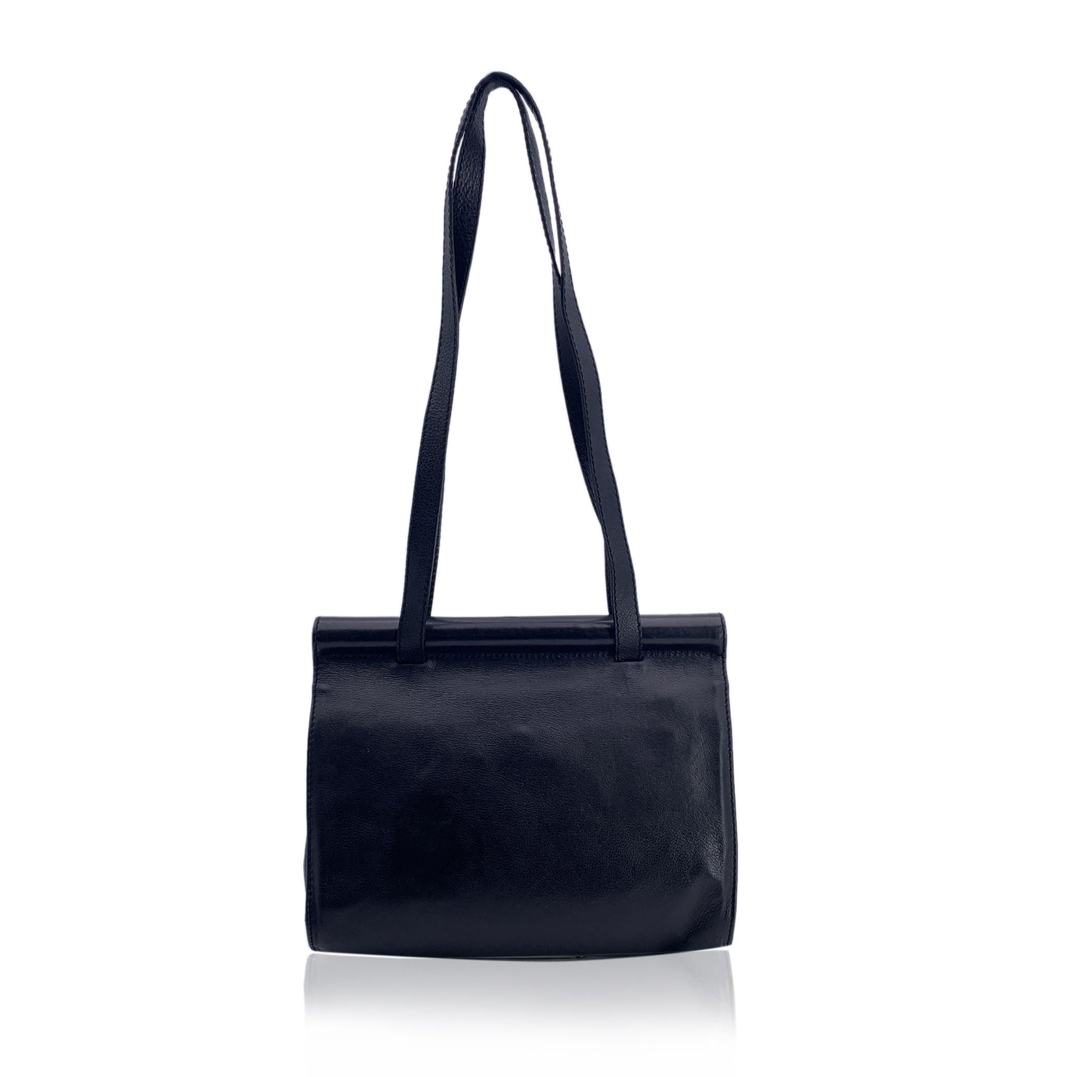 Noir Bottega Veneta Vintage Black Leather Tote Shoulder Bag en vente