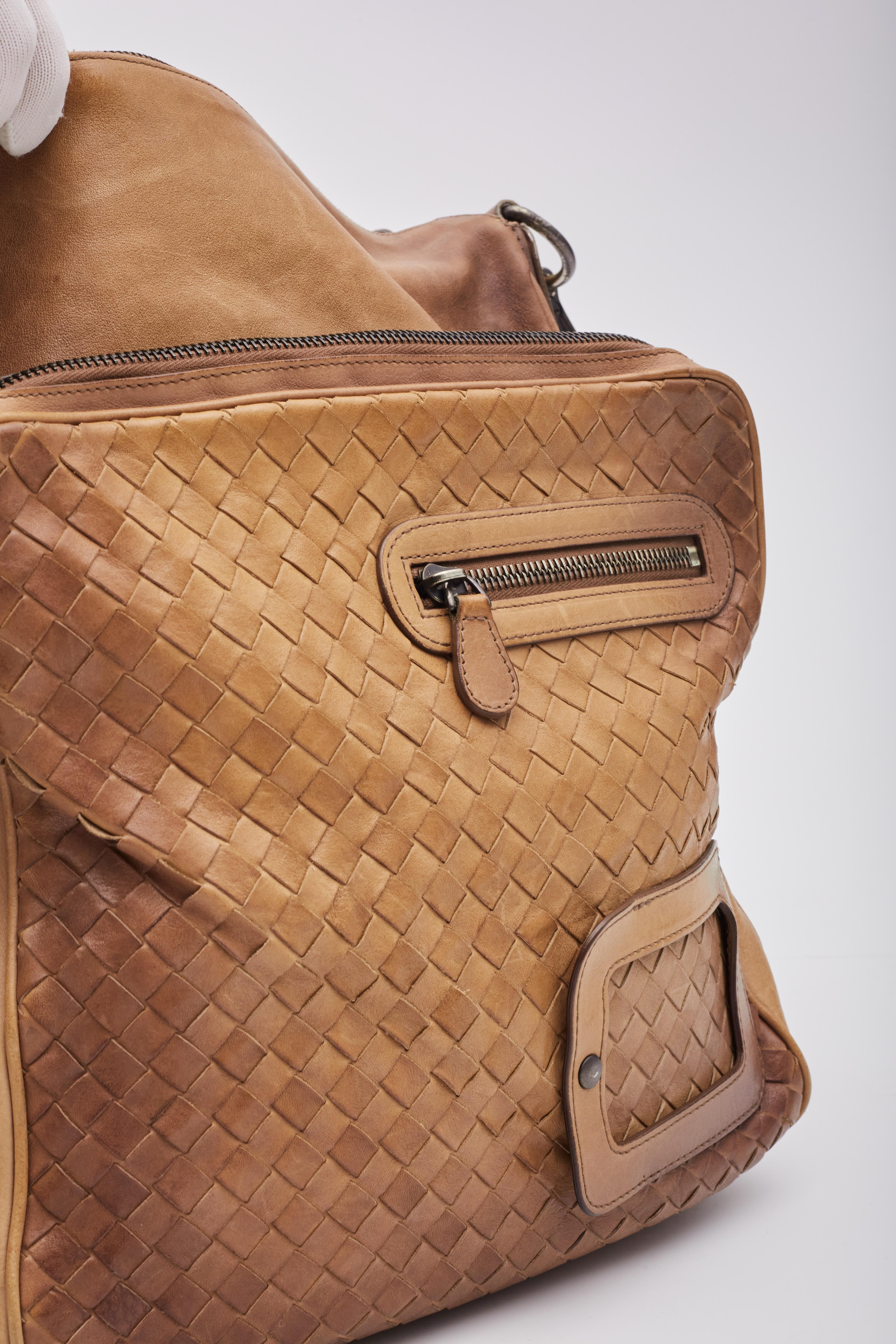 Bottega Veneta Vintage Caramel Leather Intrecciato Messenger Bag 4