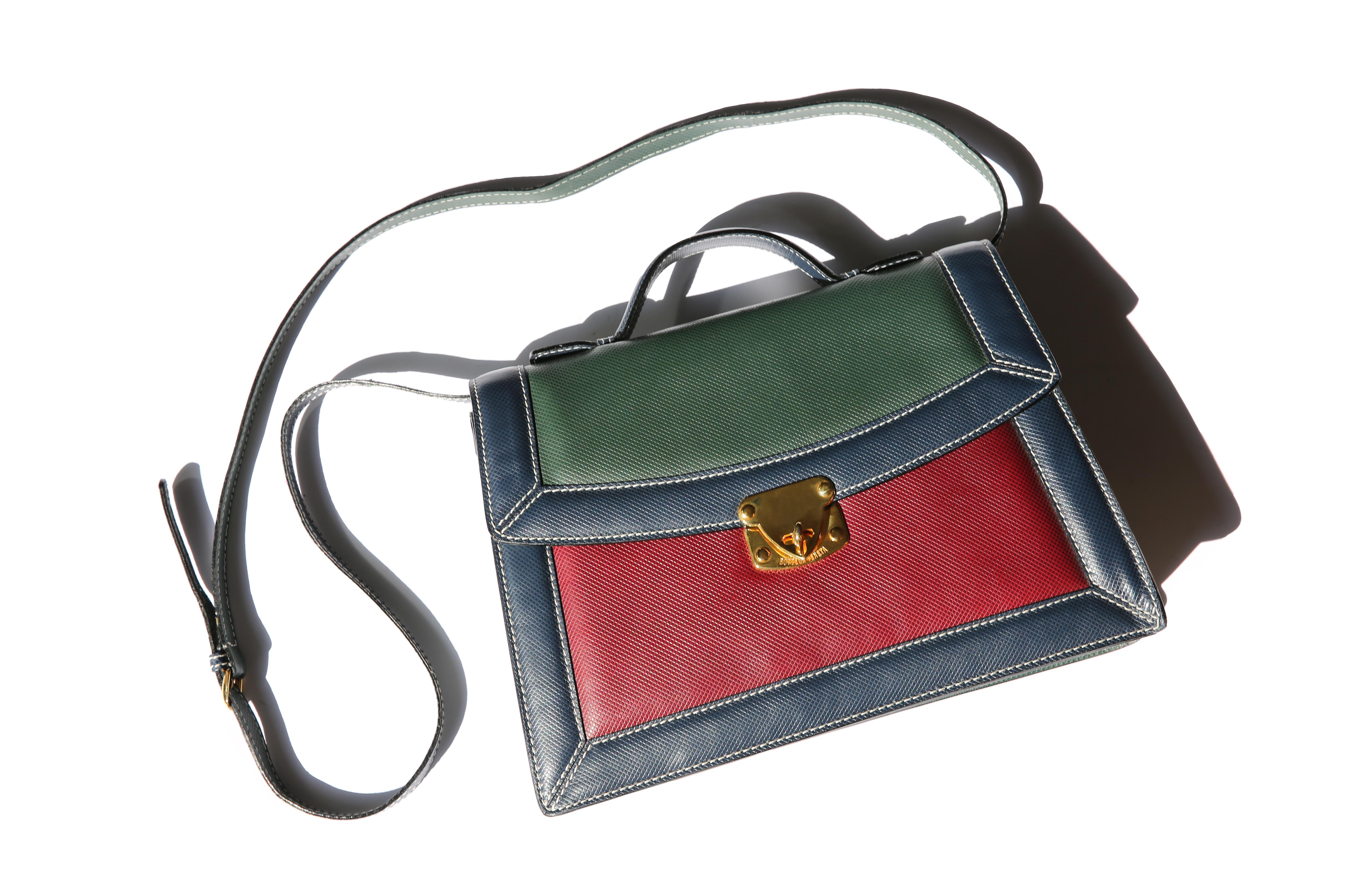 Bottega Veneta vintage color block top handle embossed trapezoidal satchel bag In Good Condition In Paris, FR