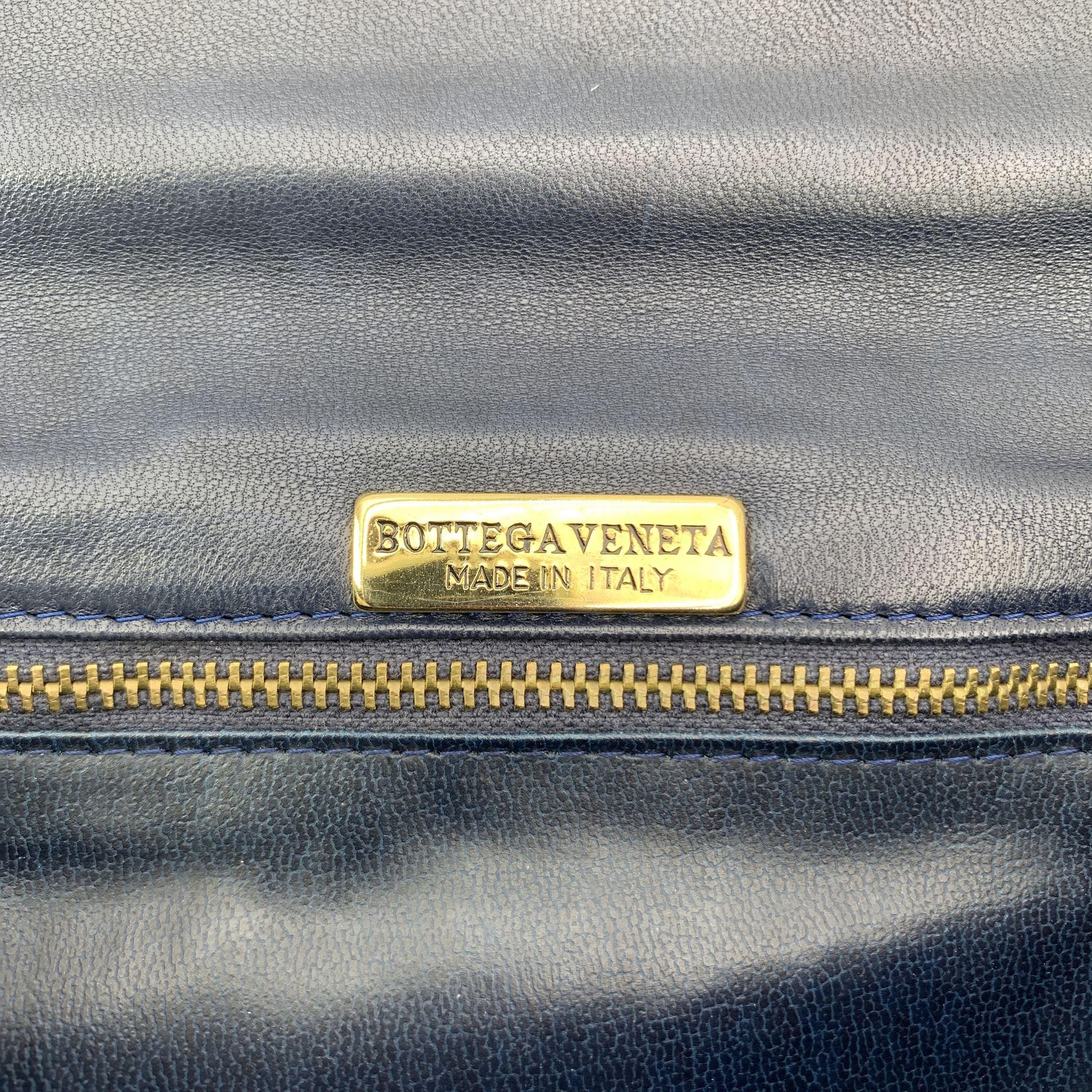 Bottega Veneta Vintage Navy Blue Intrecciato Woven Leather Clutch Bag For Sale 1