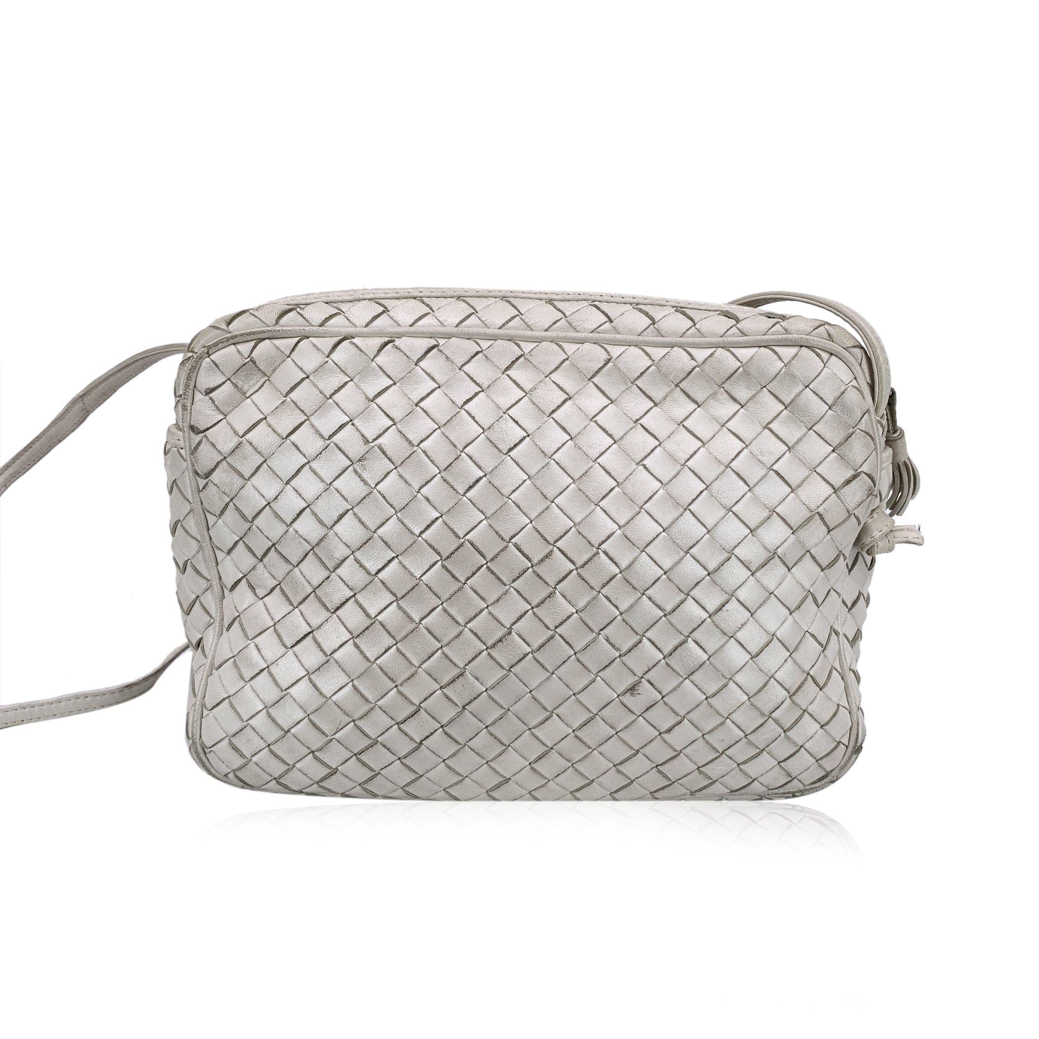 Gray Bottega Veneta Vintage White Pearly Intrecciato Nodini Shoulder Bag