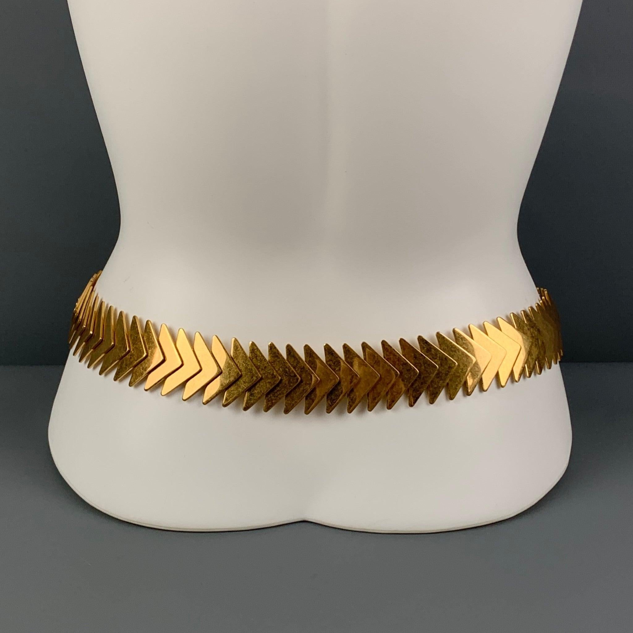 BOTTEGA VENETA Waist Size S Gold Metal Belt In Good Condition In San Francisco, CA