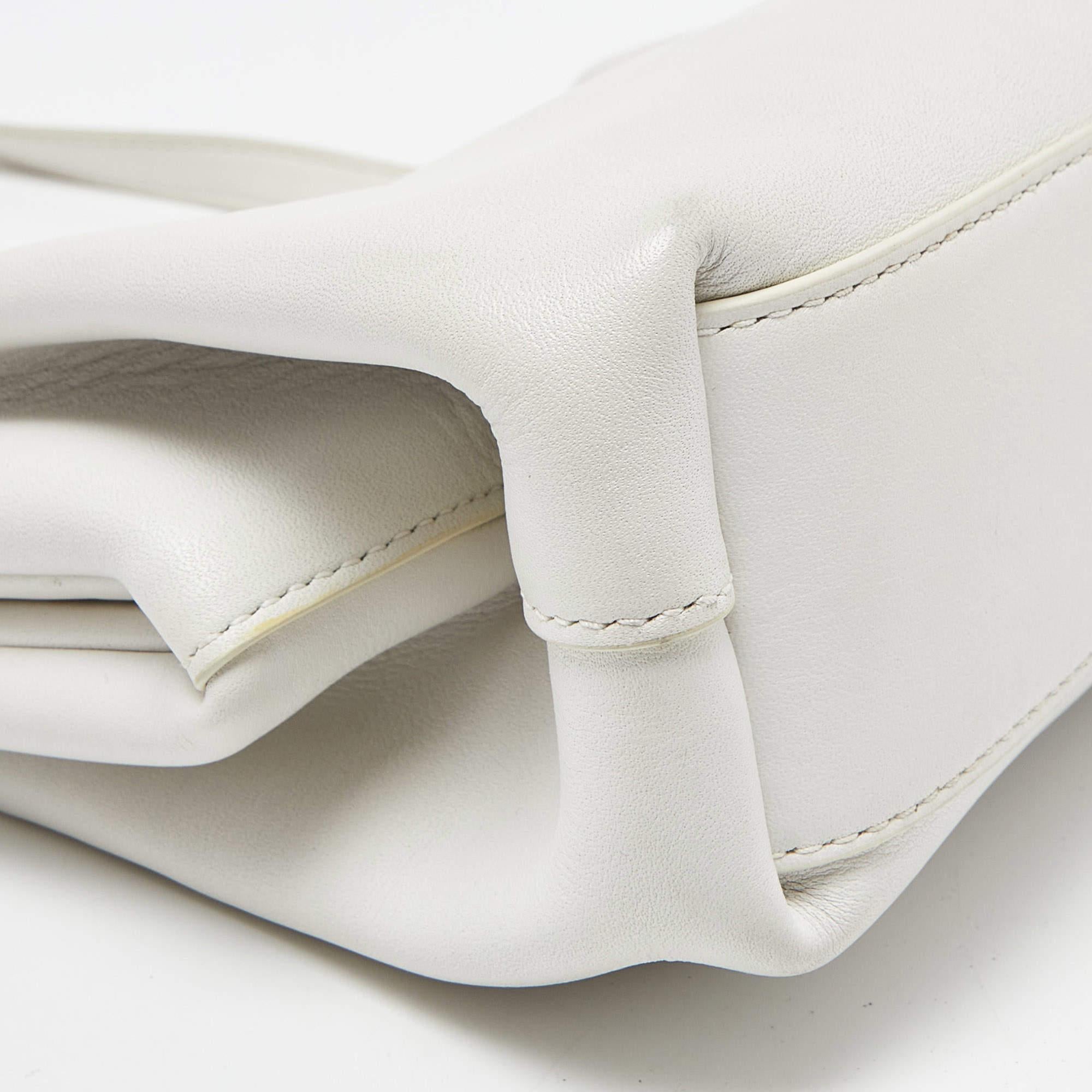 Bottega Veneta White Intrecciato Leather Point Shoulder Bag For Sale 3