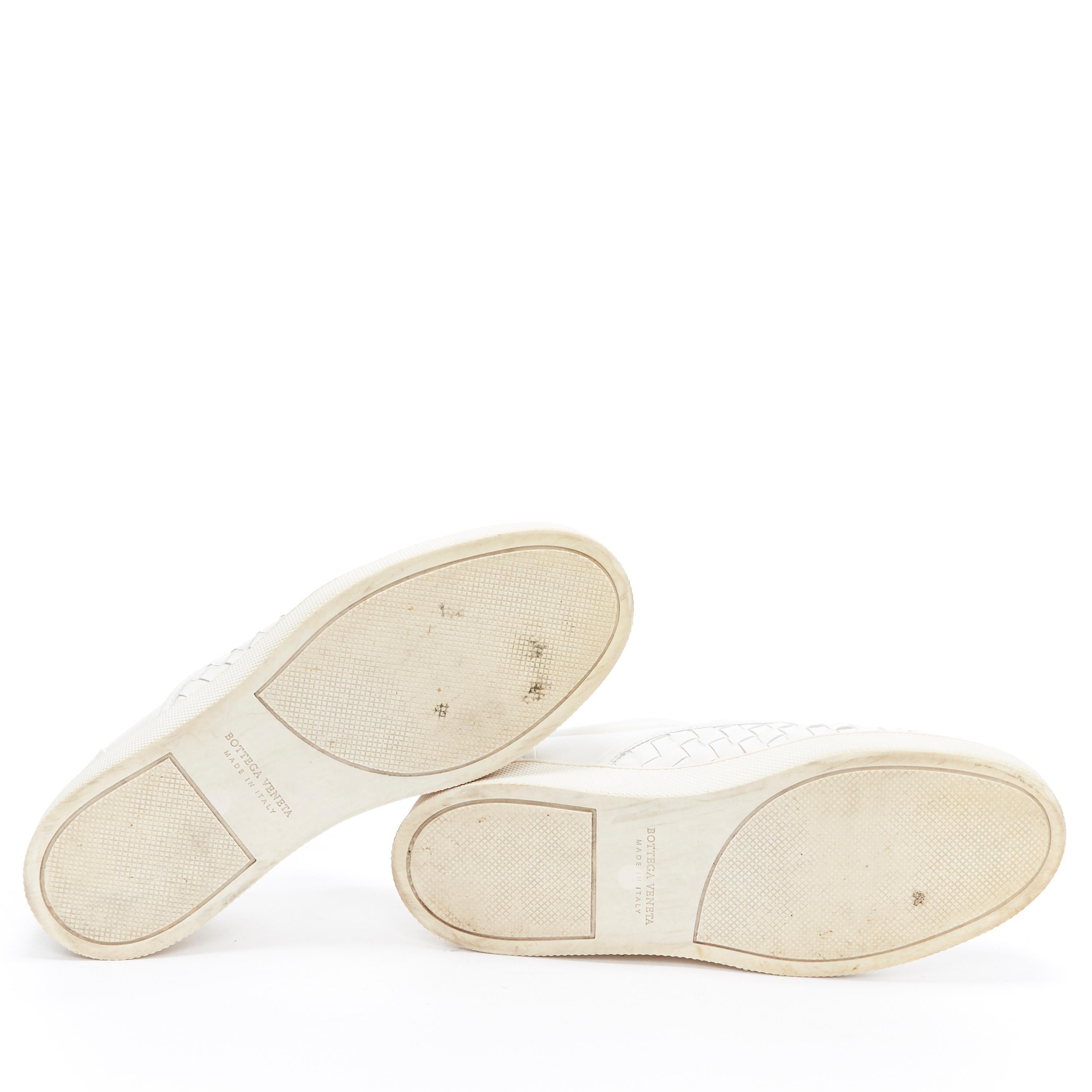 Gray BOTTEGA VENETA white intrecciato woven leather round toe skate shoes EU37.5