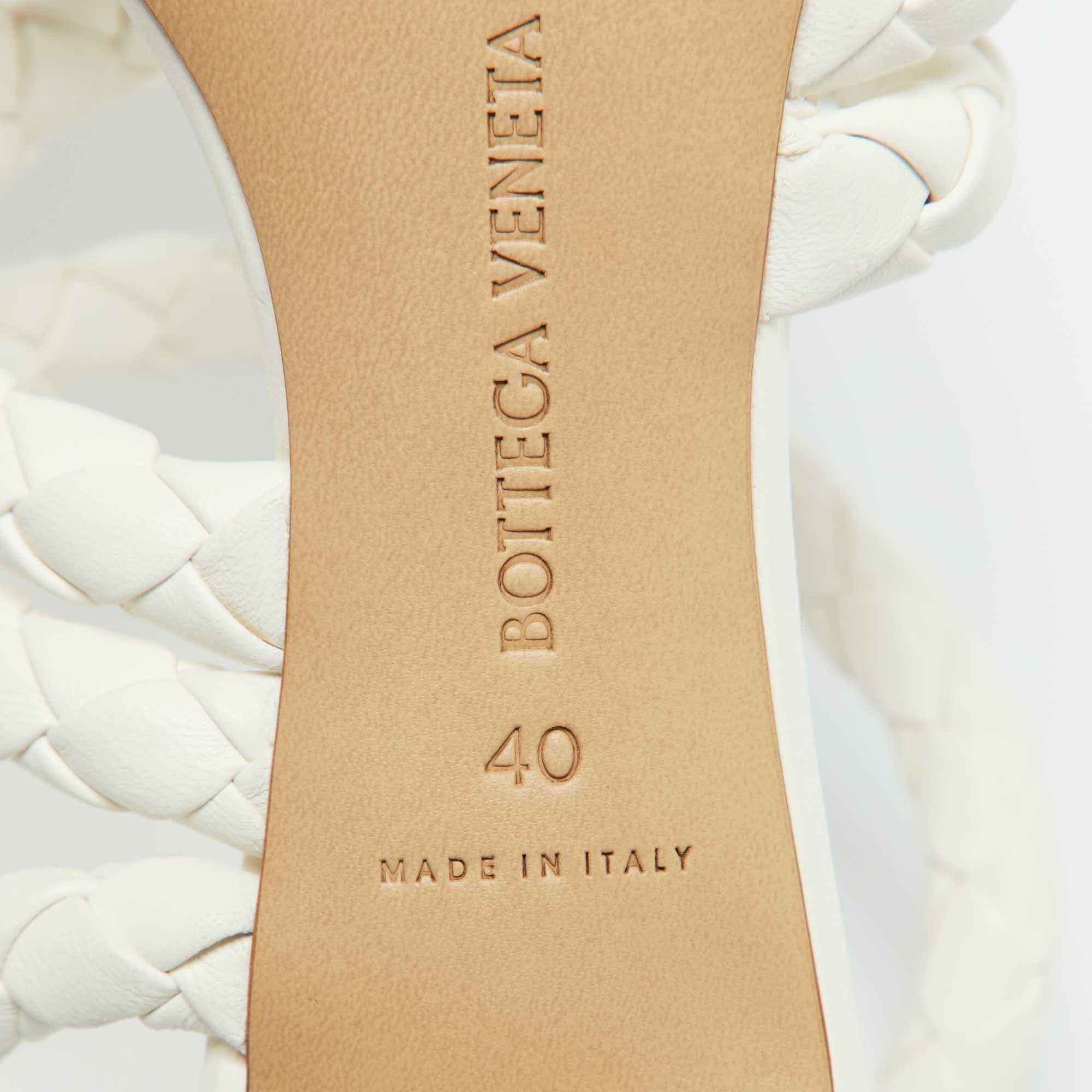 Bottega Veneta White Leather Leaf Sandals Size 40 4