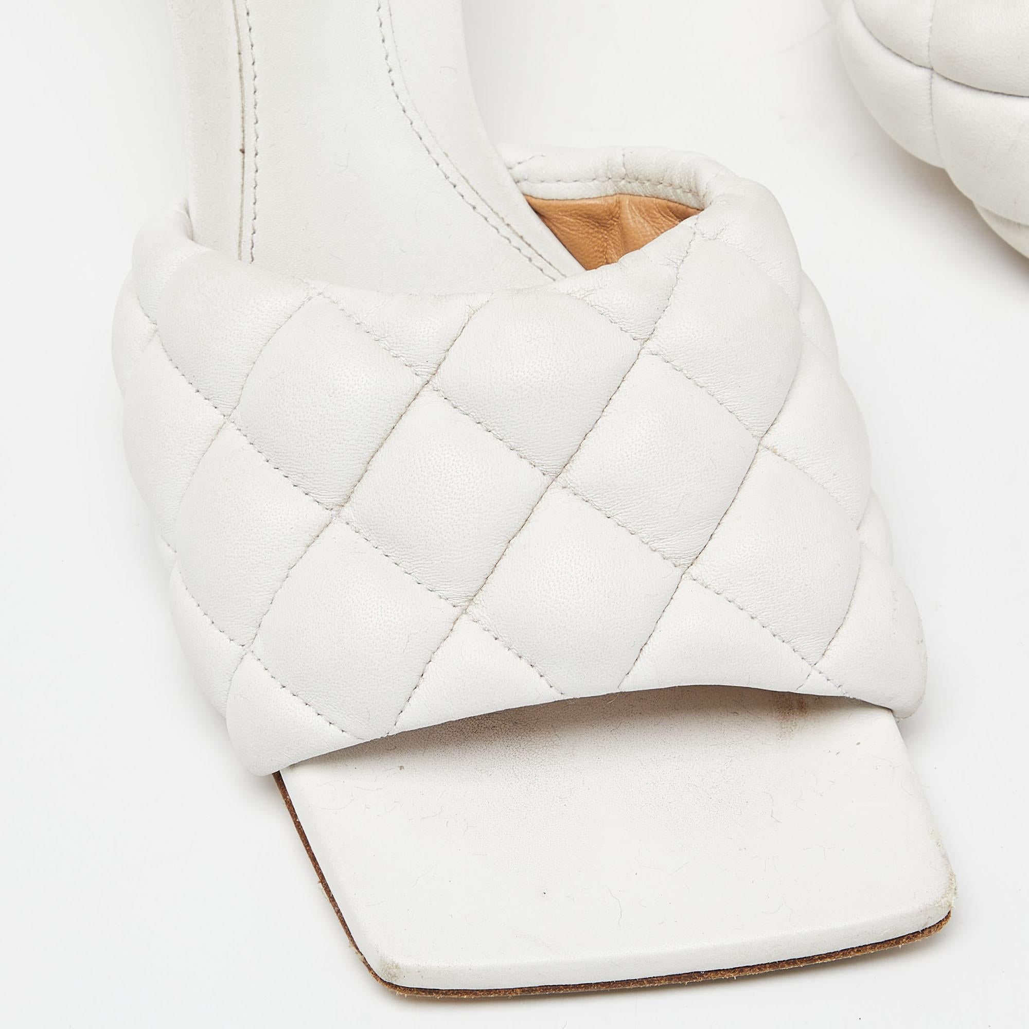 Women's Bottega Veneta White Leather Lido Slides Size 38.5