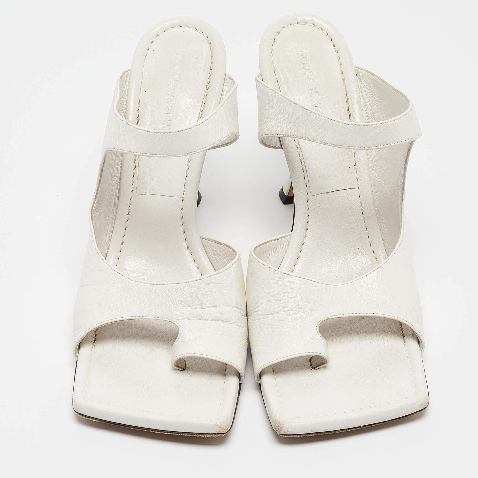 Gris Bottega Veneta - Sandales en cuir blanc à bouts carrés - Slide - Taille 40
